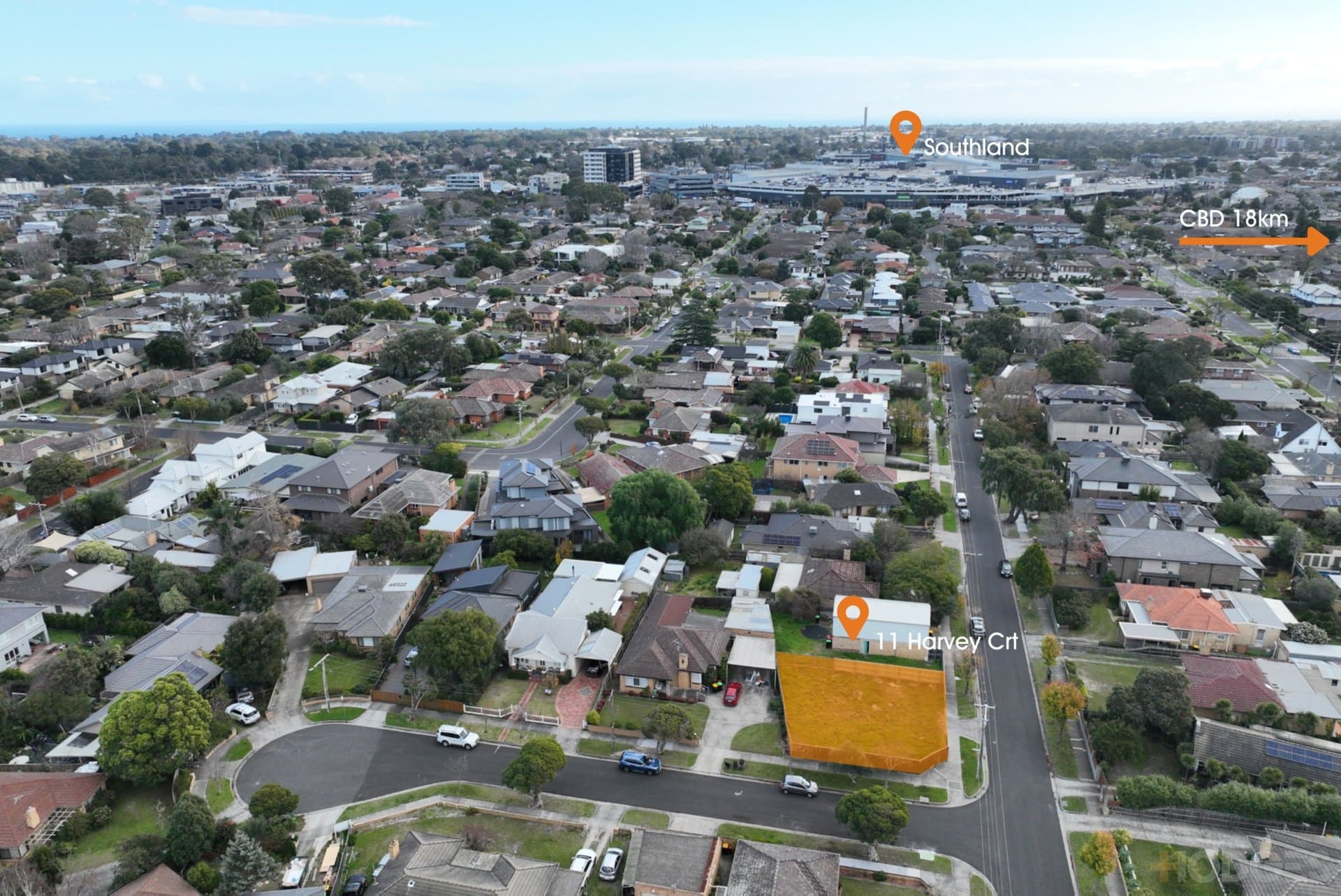 11 Harvey Court, Cheltenham, VIC, 3192, Cheltenham - Thumbnail 2