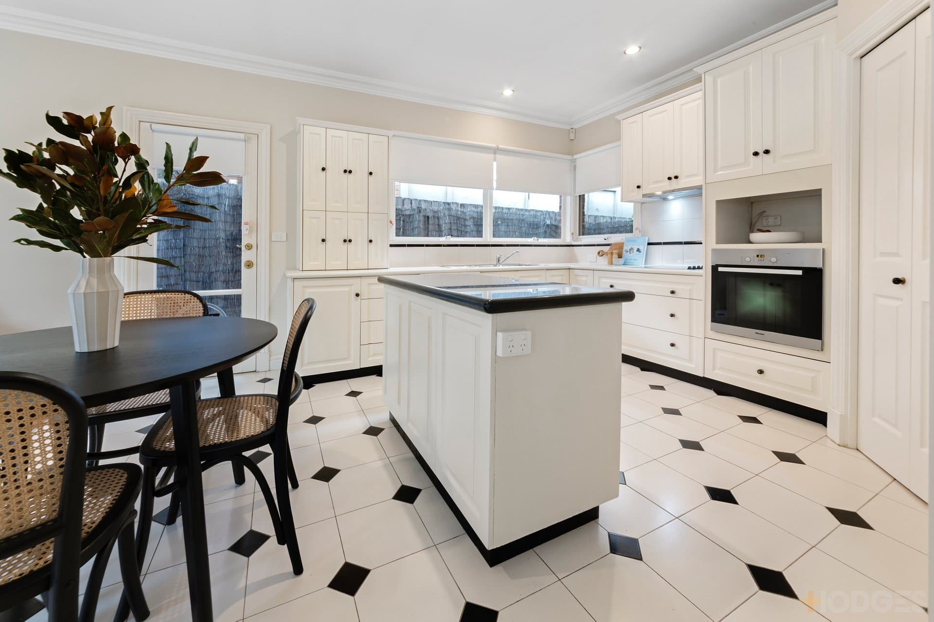 22 Fourth Street, Black Rock, VIC, 3193, Black Rock - Thumbnail 6