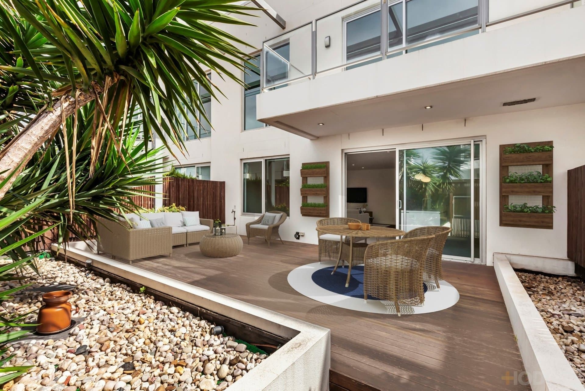 25 / 15 Beach Road, Hampton, VIC, 3188, Hampton - Image 1