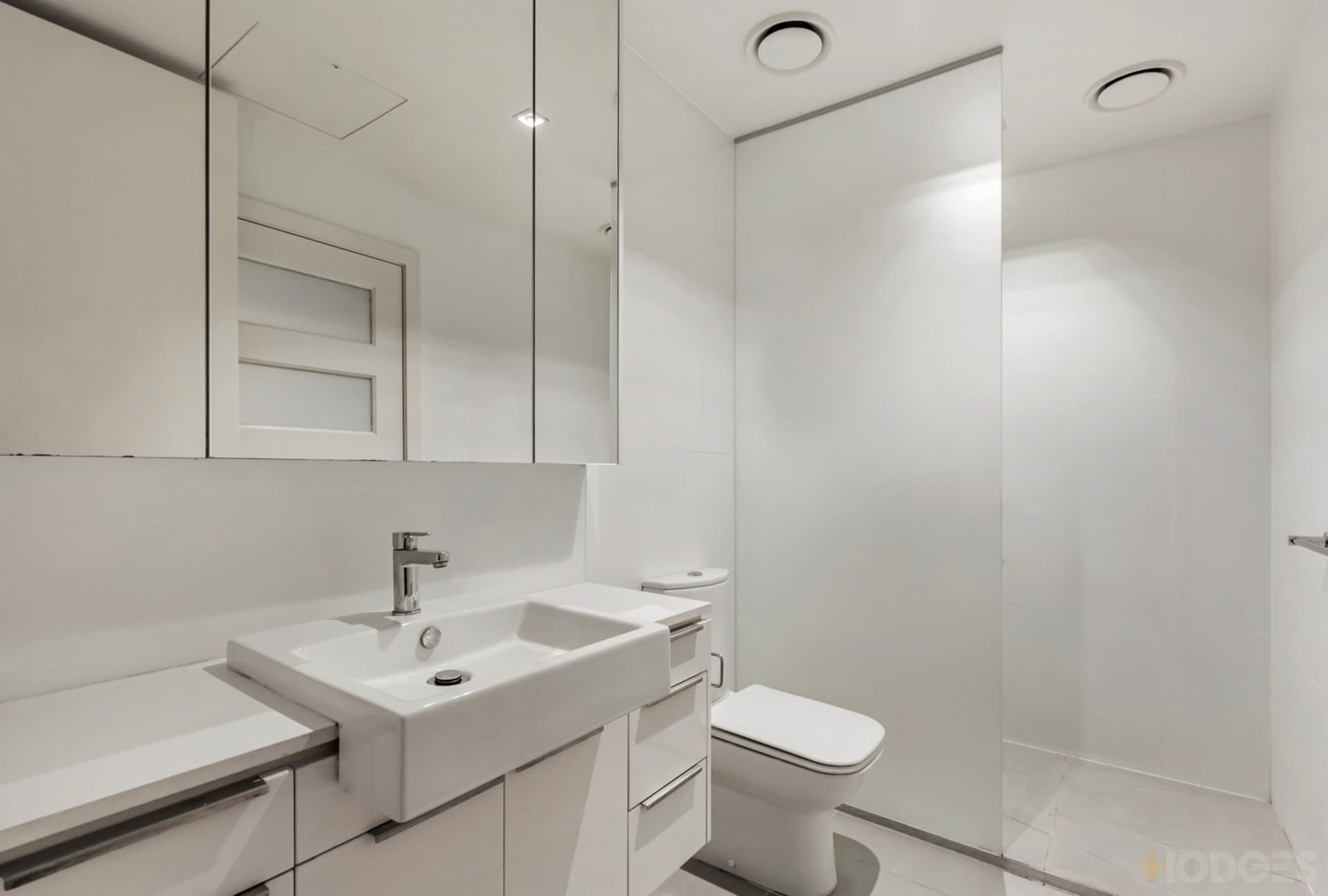 25 / 15 Beach Road, Hampton, VIC, 3188, Hampton - Thumbnail 6