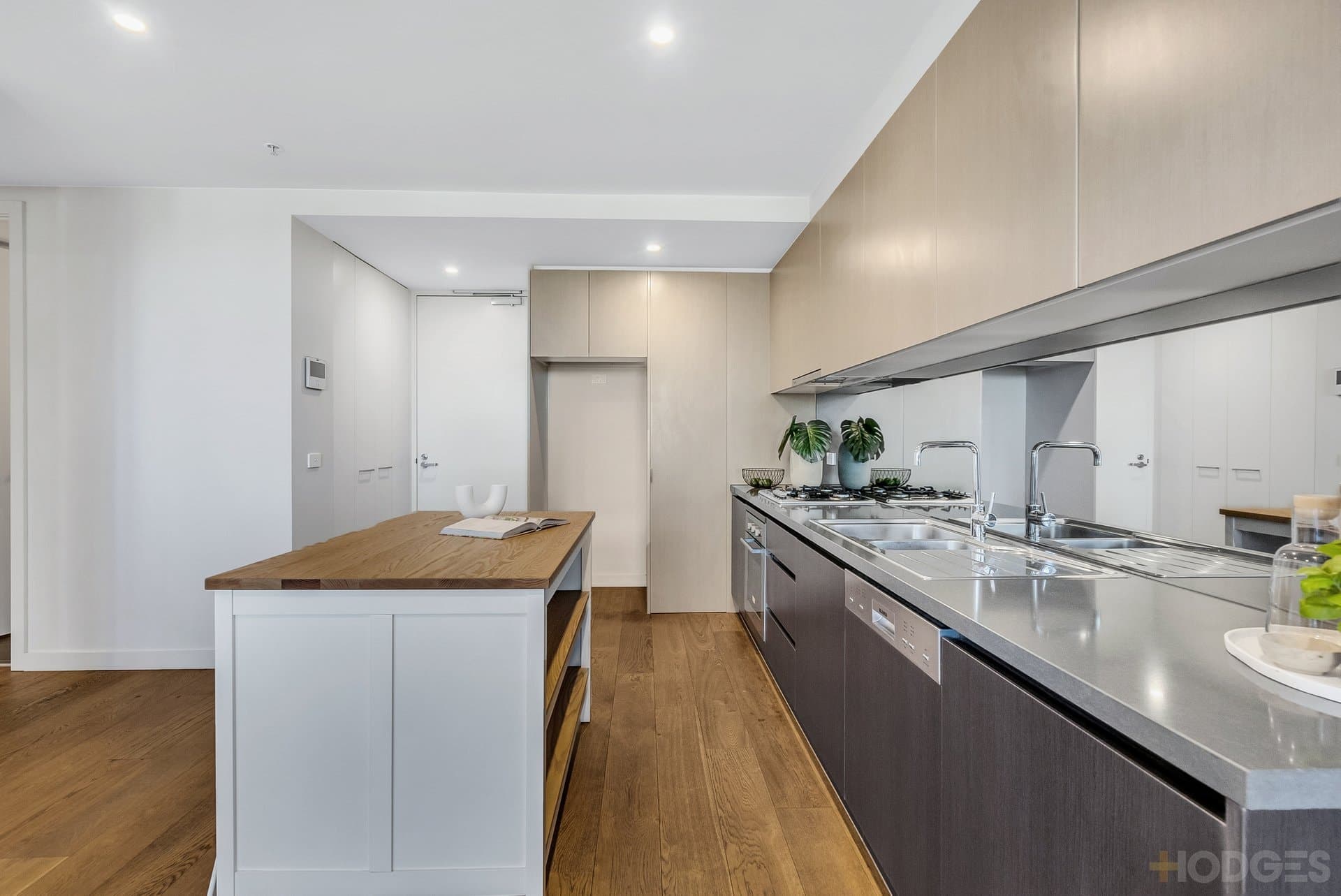 110 / 81 Warrigal Road, Mentone, VIC, 3194, Mentone - Thumbnail 5