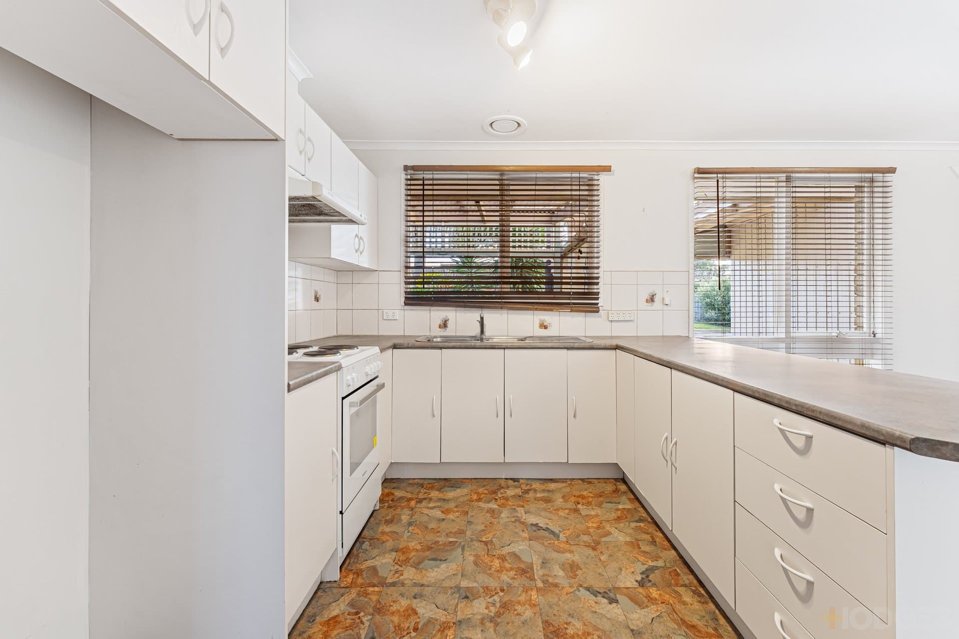 256 Ballan Road, Wyndham Vale, VIC, 3024, Wyndham Vale - Thumbnail 4