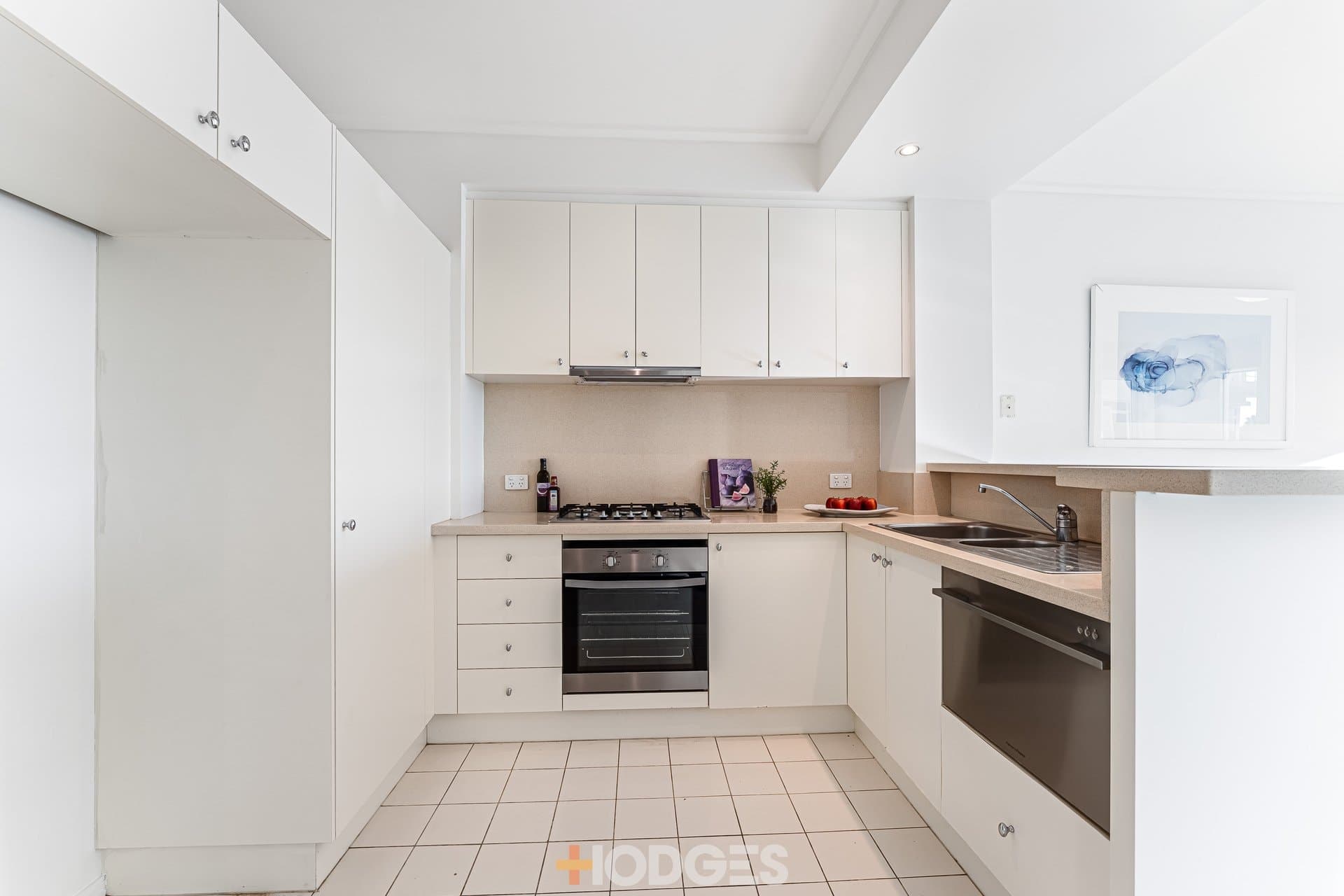 104 / 1 Graham Street, PORT MELBOURNE, VIC, 3207, Port Melbourne - Thumbnail 6