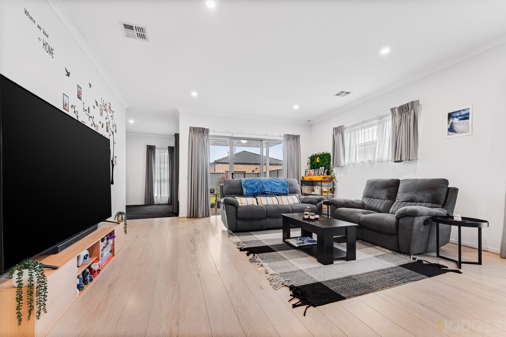 26 Clifton Circuit, Tarneit, VIC, 3029, Tarneit - Thumbnail 2