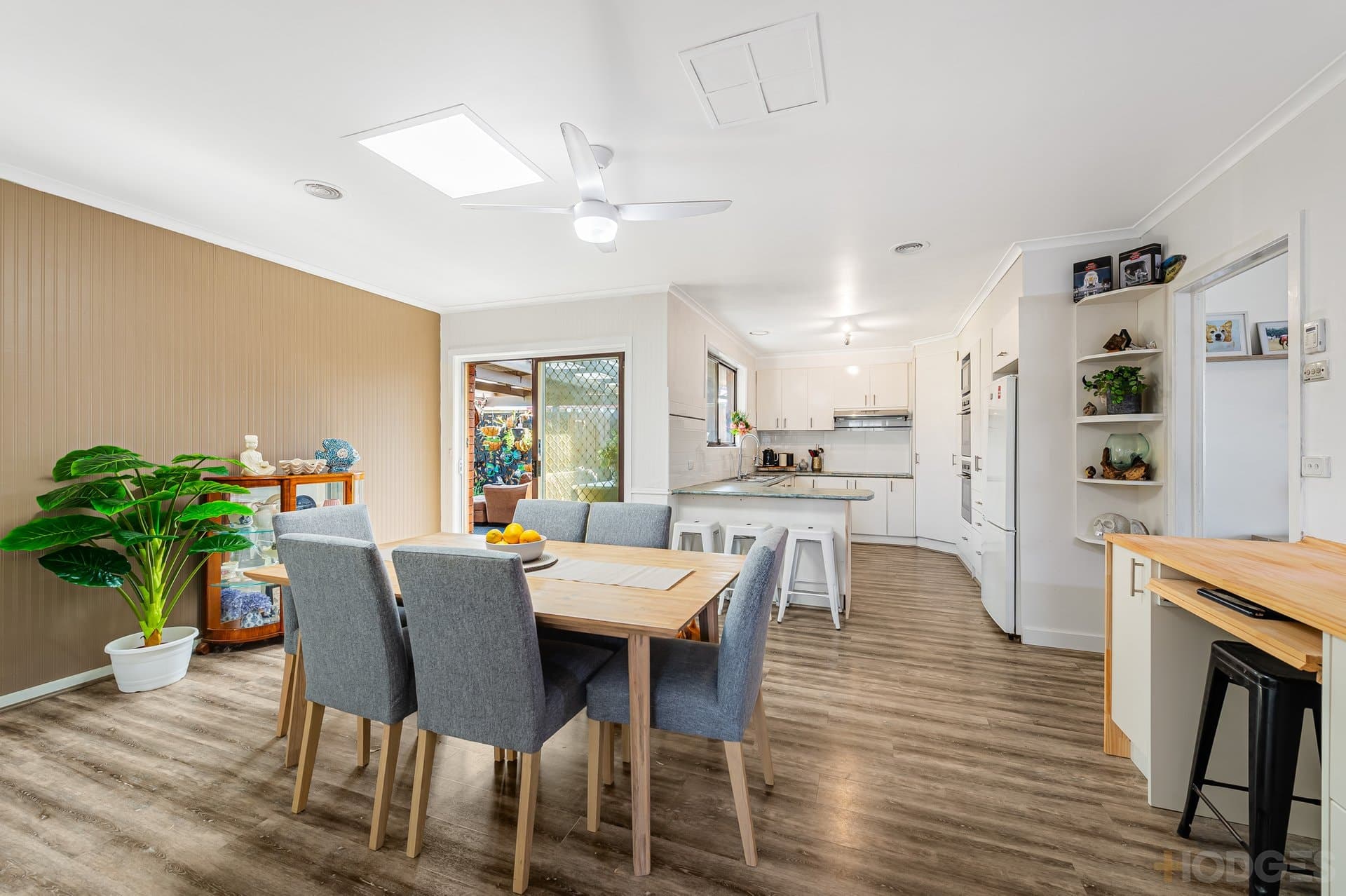 8 Howitt Court, Werribee, VIC, 3030, Werribee - Thumbnail 3