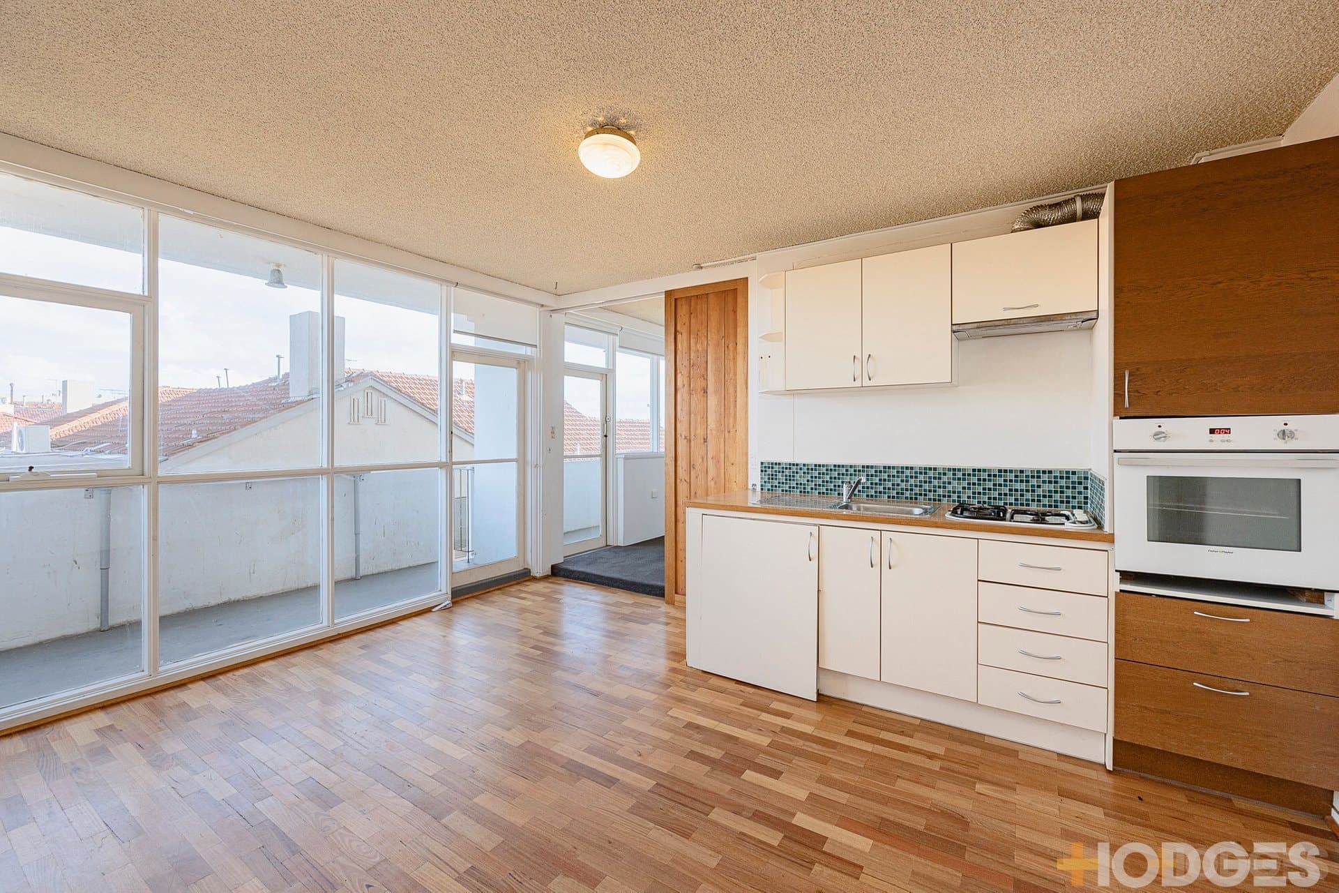 2C / 12 Marine Parade, St Kilda, VIC, 3182, St Kilda - Thumbnail 2