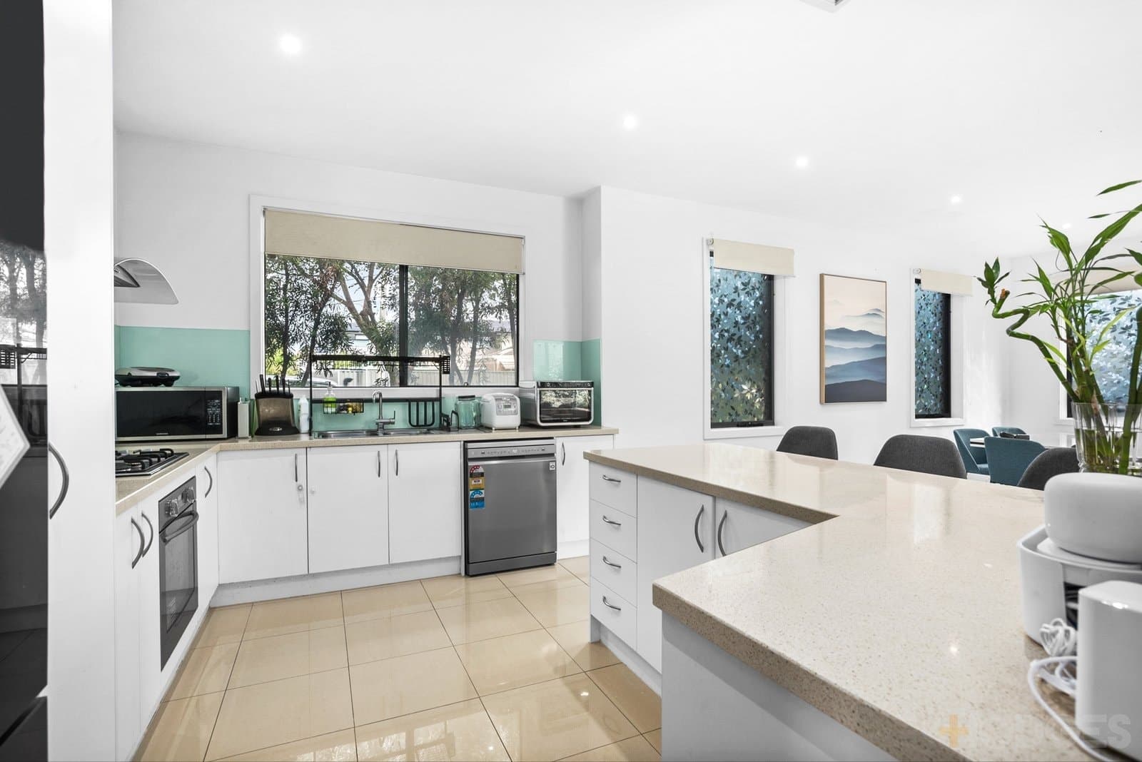31A Friendship Square, Cheltenham, VIC, 3192, Cheltenham - Thumbnail 3