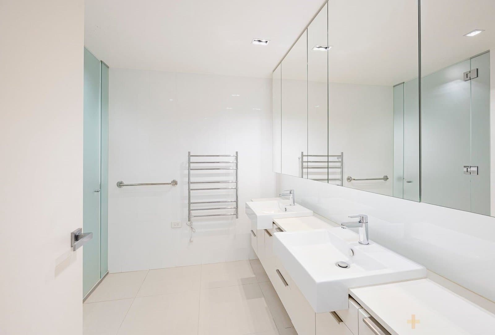 57 / 15 Beach Road, Hampton, VIC, 3188, Hampton - Thumbnail 7