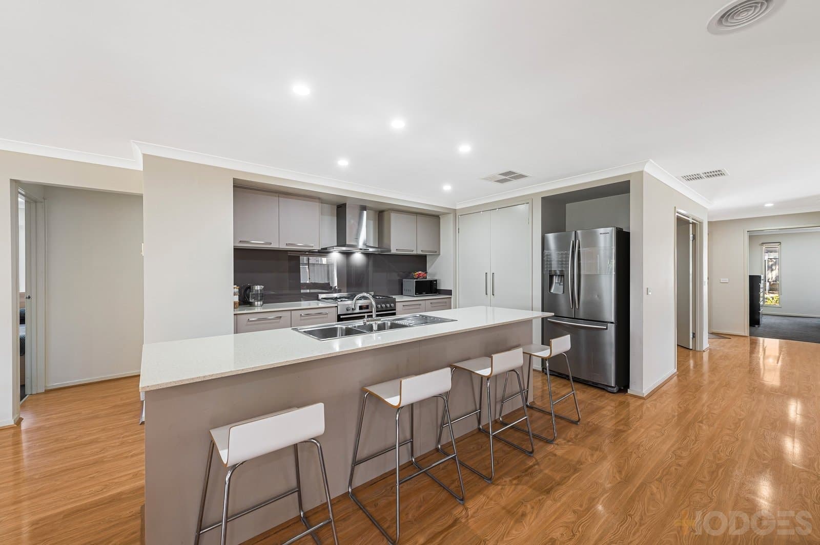 27 Winona Circuit, Tarneit, VIC, 3029, Tarneit - Thumbnail 3