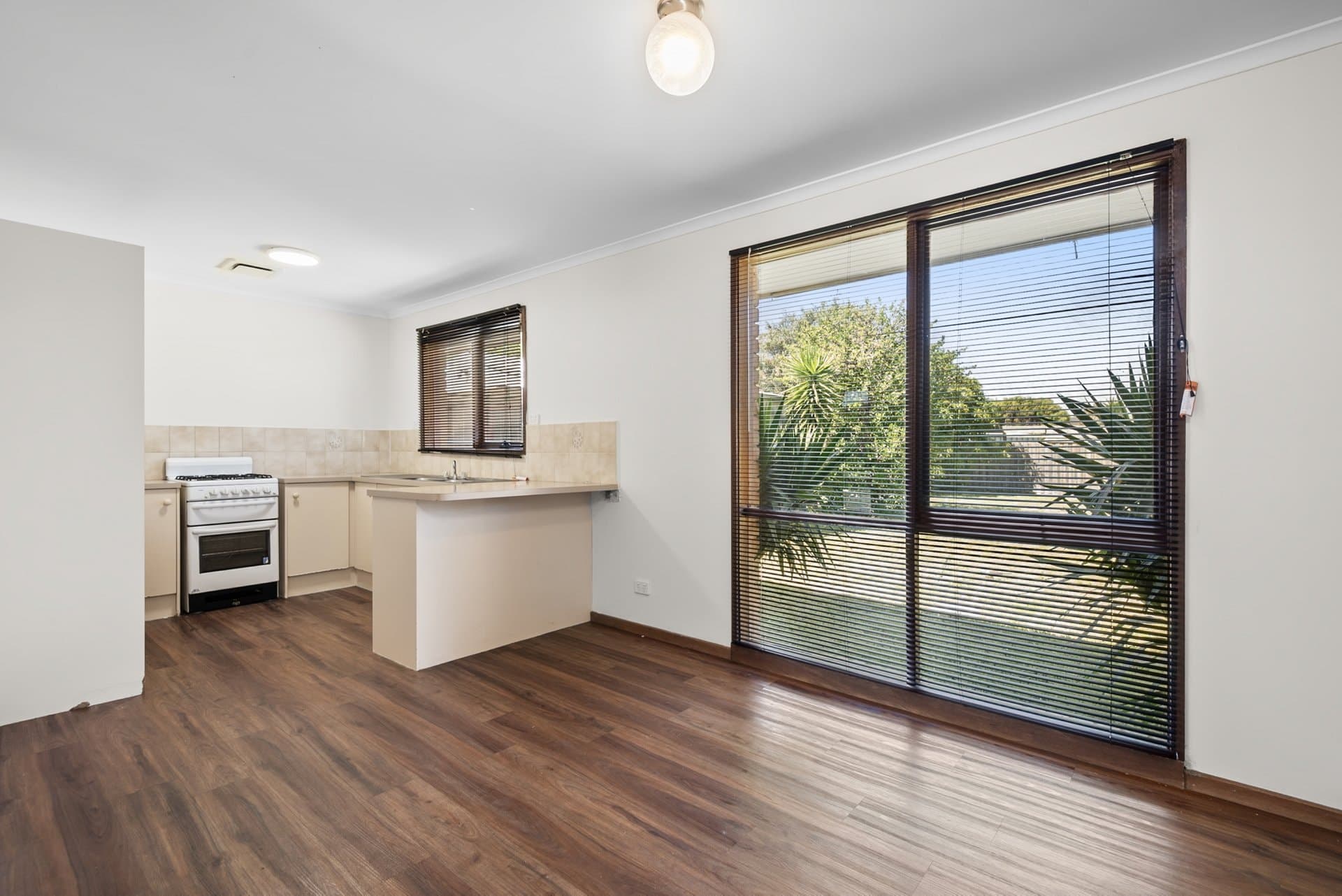 34 Courtenay Avenue, CRANBOURNE NORTH, VIC, 3977, Cranbourne North - Thumbnail 6