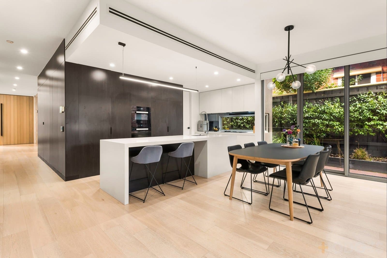 6B Oak Crescent, Caulfield North, VIC, 3161, Caulfield North - Thumbnail 3