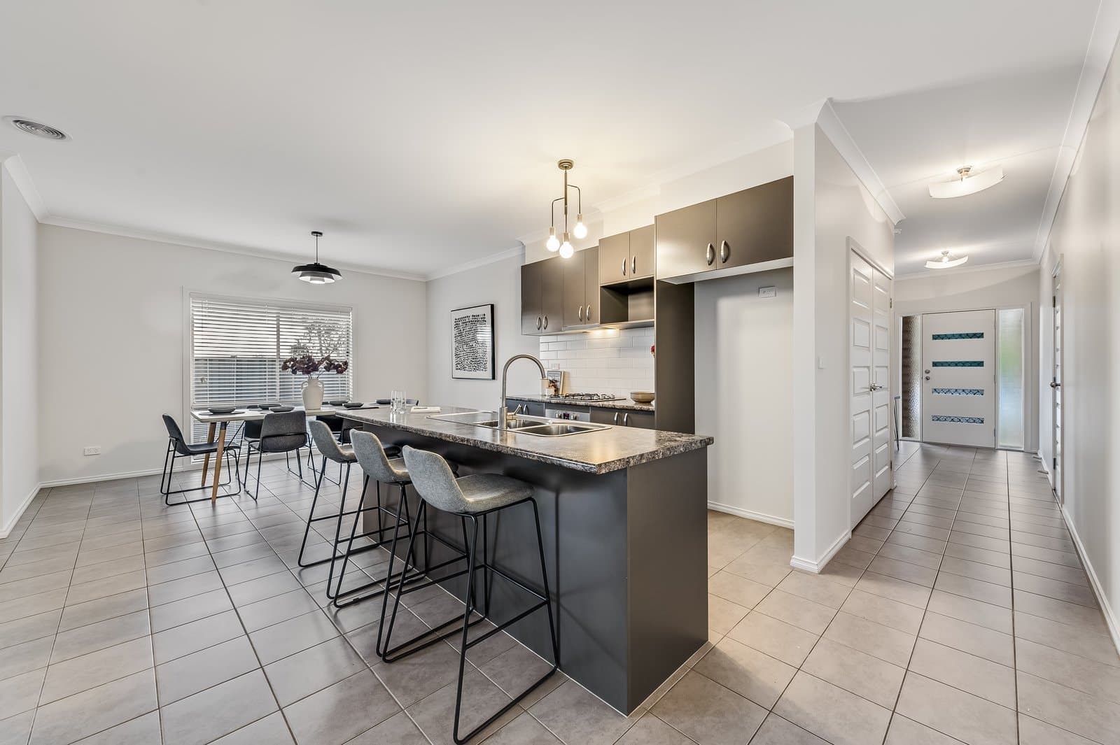 35 Firecrest Road, Manor Lakes, VIC, 3024, Manor Lakes - Thumbnail 4