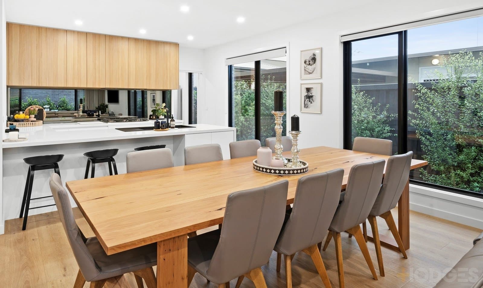 2 / 27 Knight Avenue, Herne Hill, VIC, 3218, Herne Hill - Thumbnail 2