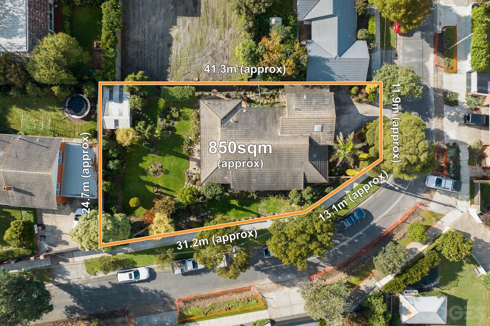 27 Point Avenue, Beaumaris, VIC, 3193, Beaumaris - Thumbnail 3