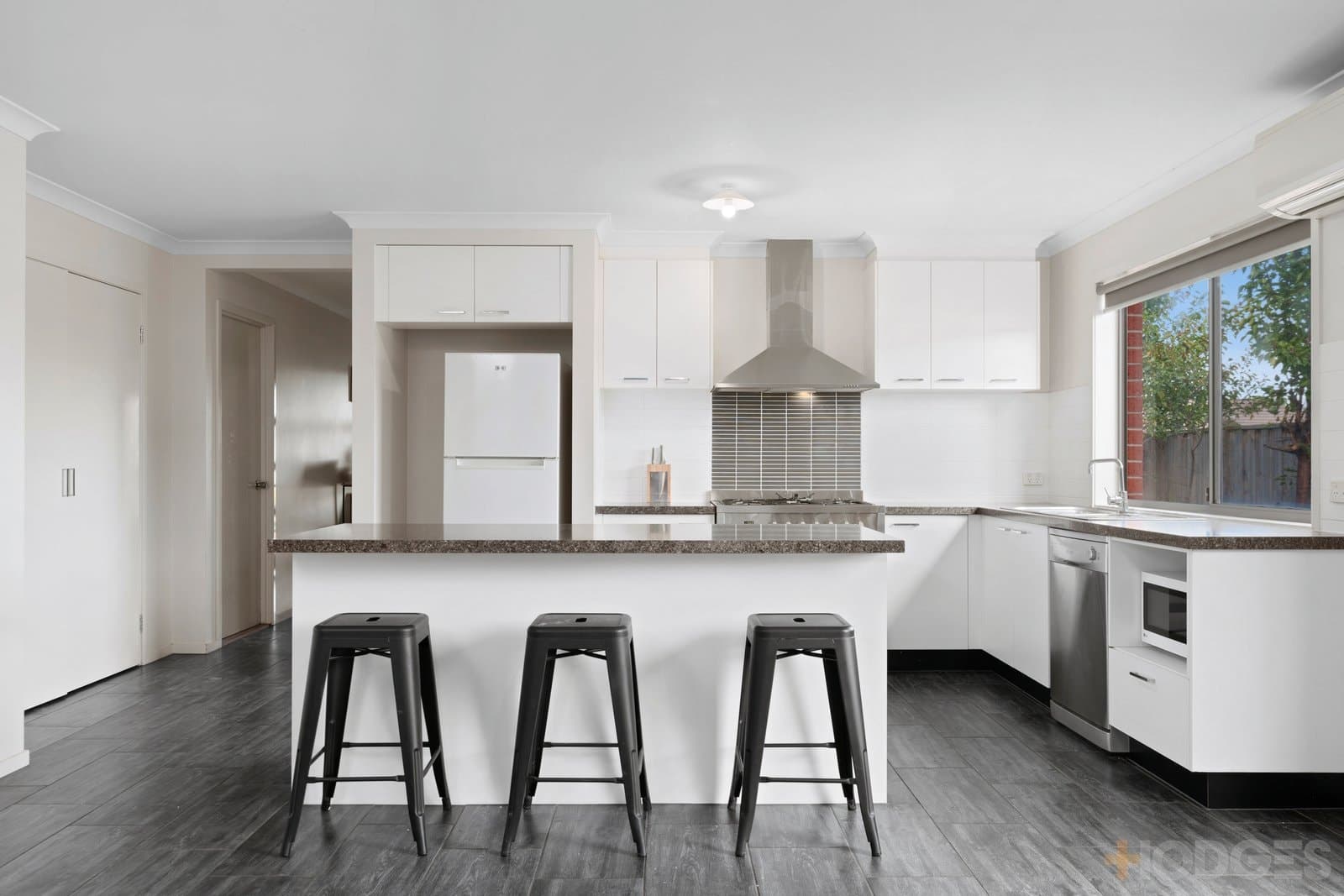 5 Parkfront Drive, Leopold, VIC, 3224, Leopold - Thumbnail 2