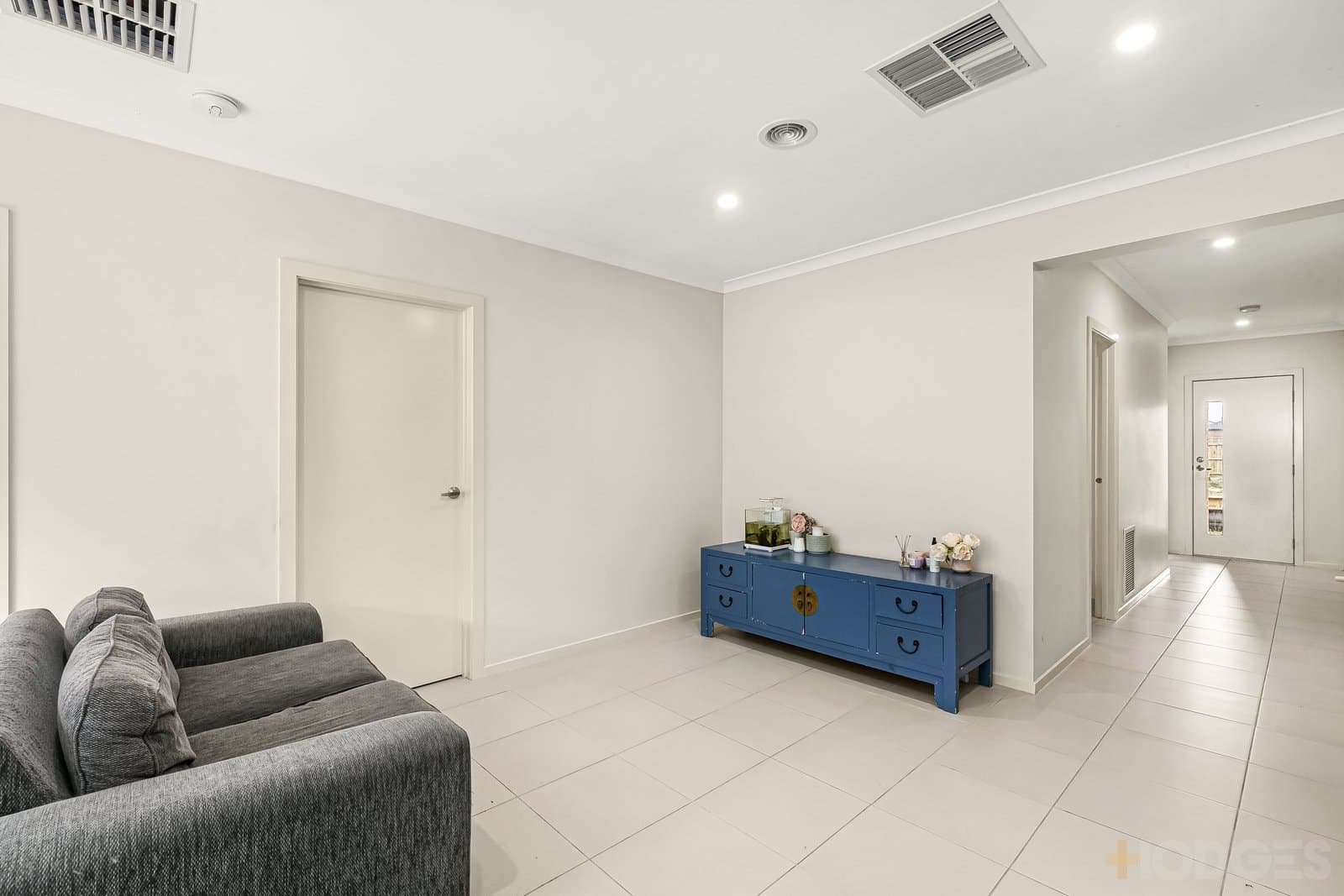 3 Castle Road, Thornhill Park, VIC, 3335, Thornhill Park - Thumbnail 2