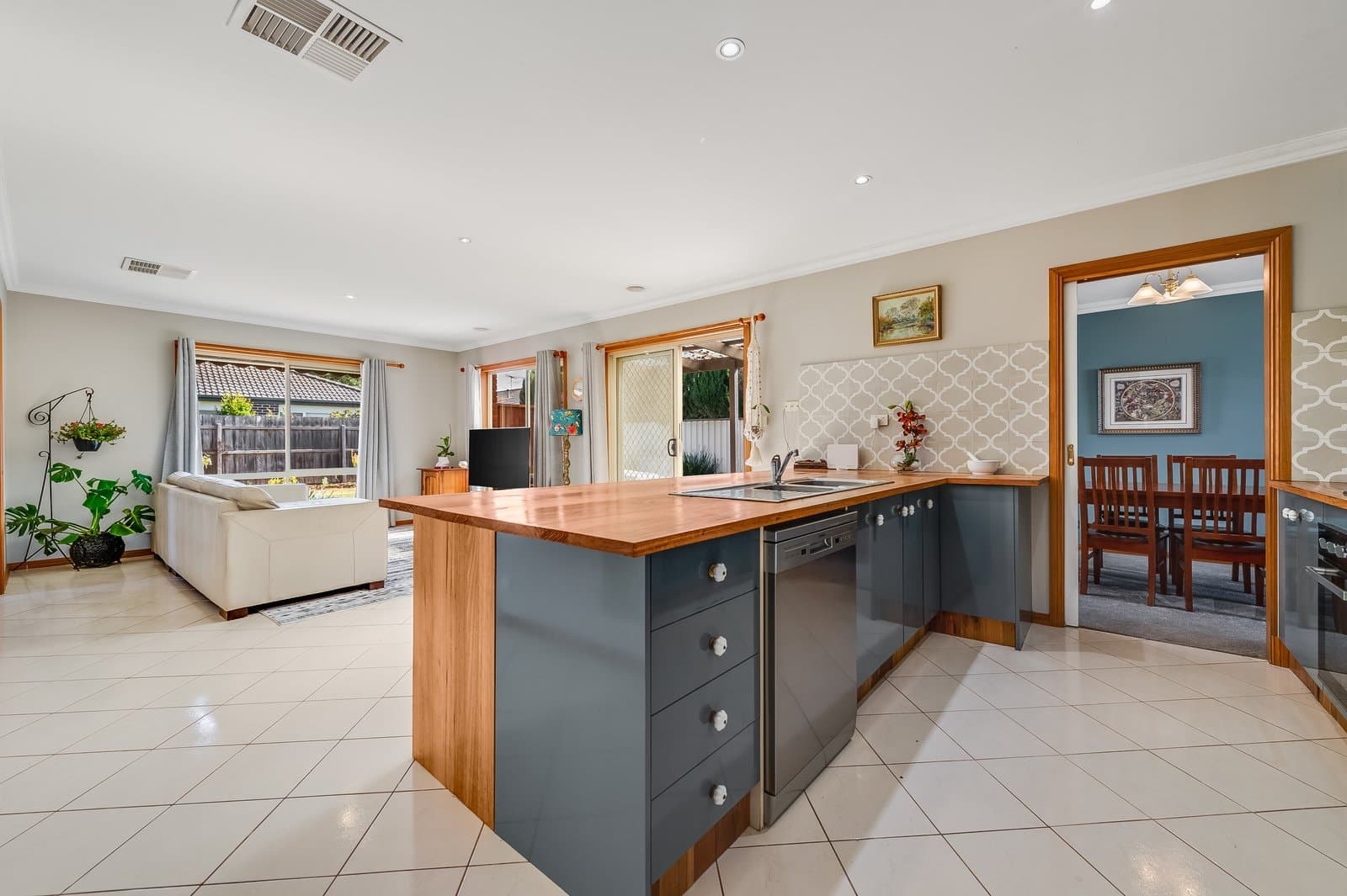 232 Wattle Avenue, Werribee, VIC, 3030, Werribee - Thumbnail 4