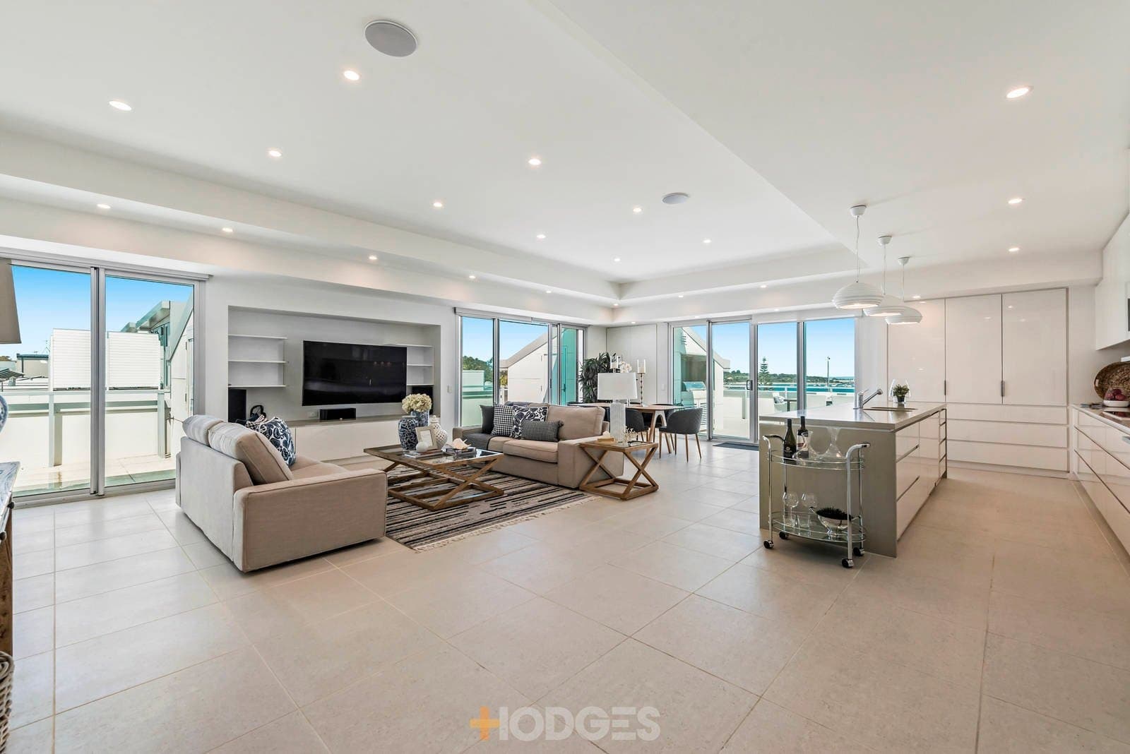 69 / 15 Beach Road, Hampton, VIC, 3188, Hampton - Thumbnail 2