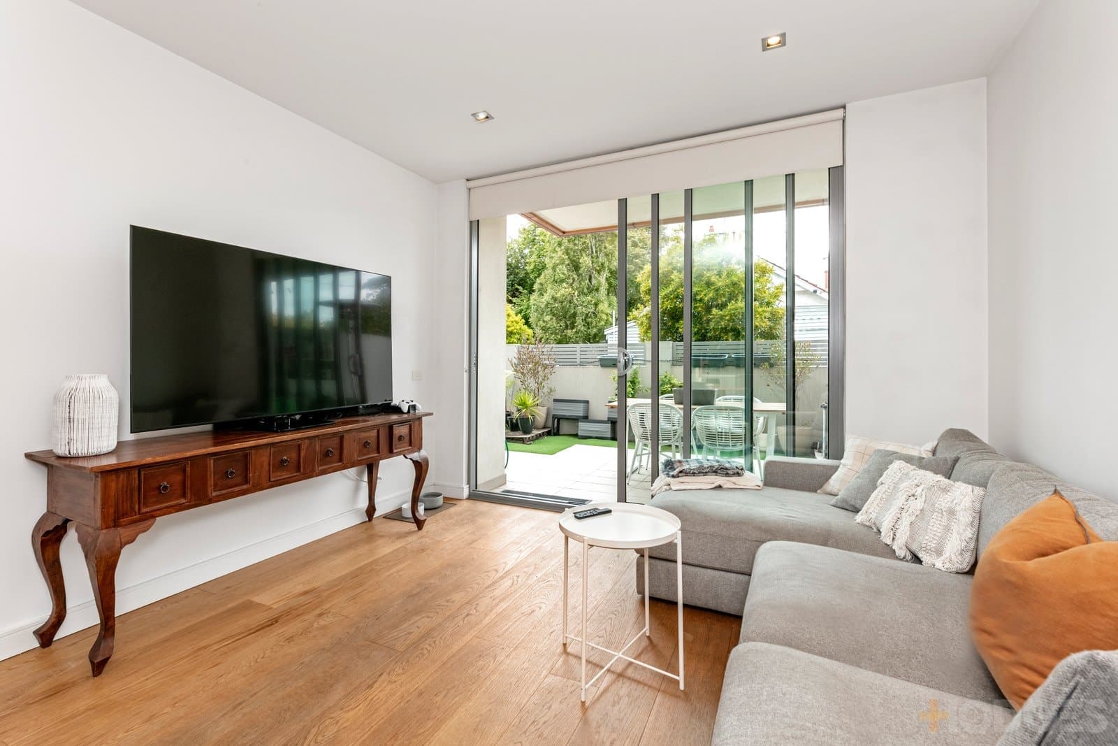 2 / 103 Bay Street, Brighton, VIC, 3186, Brighton - Thumbnail 2
