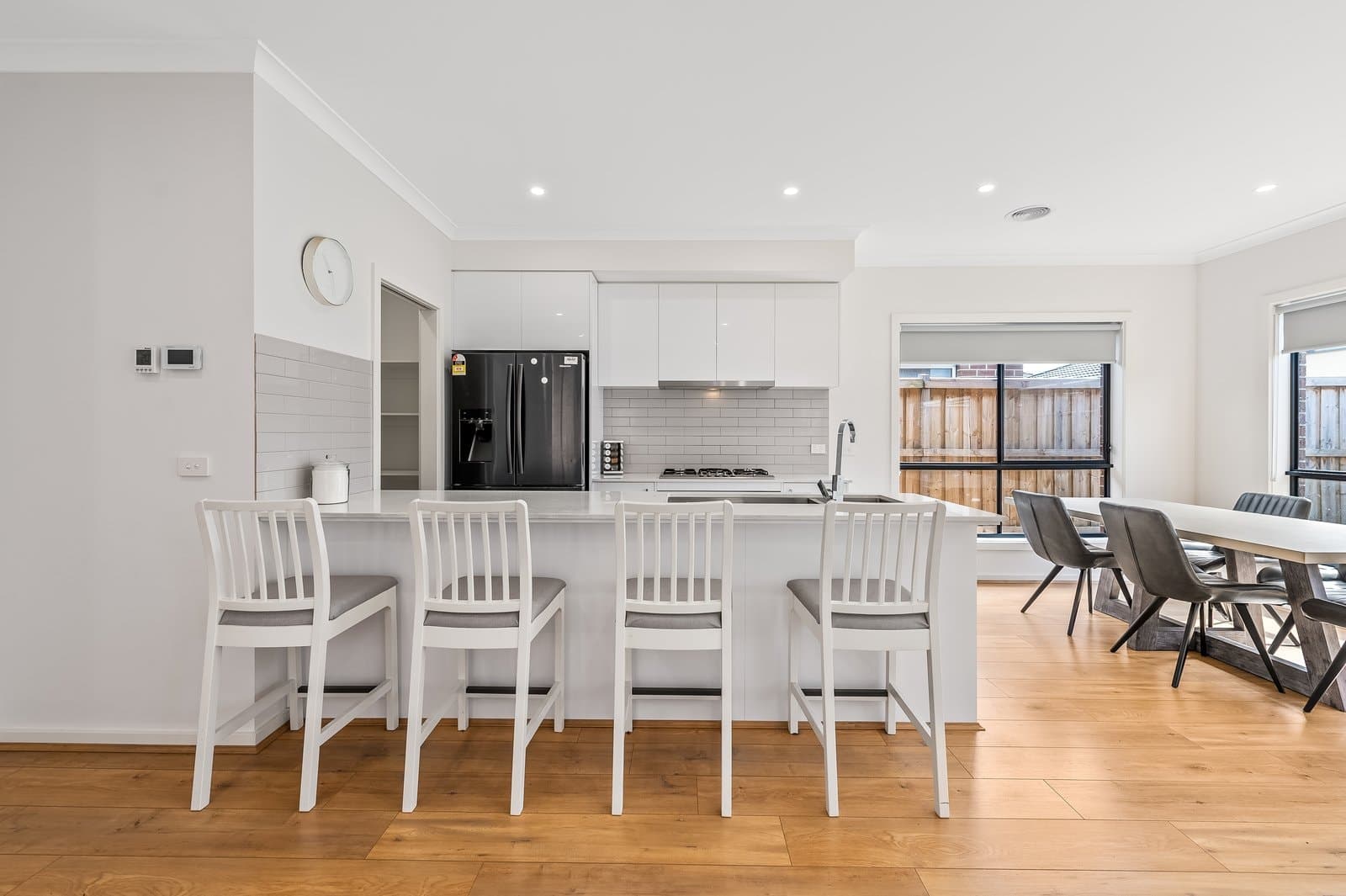 8 Amaya Way, Rockbank, VIC, 3335, Rockbank - Thumbnail 3