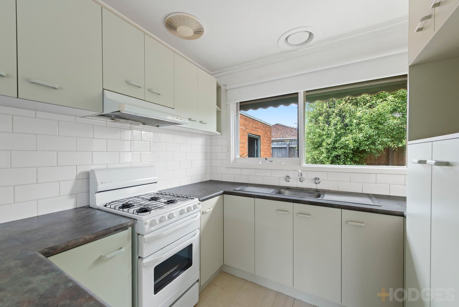 10 / 3 Golden Avenue, Chelsea, VIC, 3196, Chelsea - Thumbnail 3