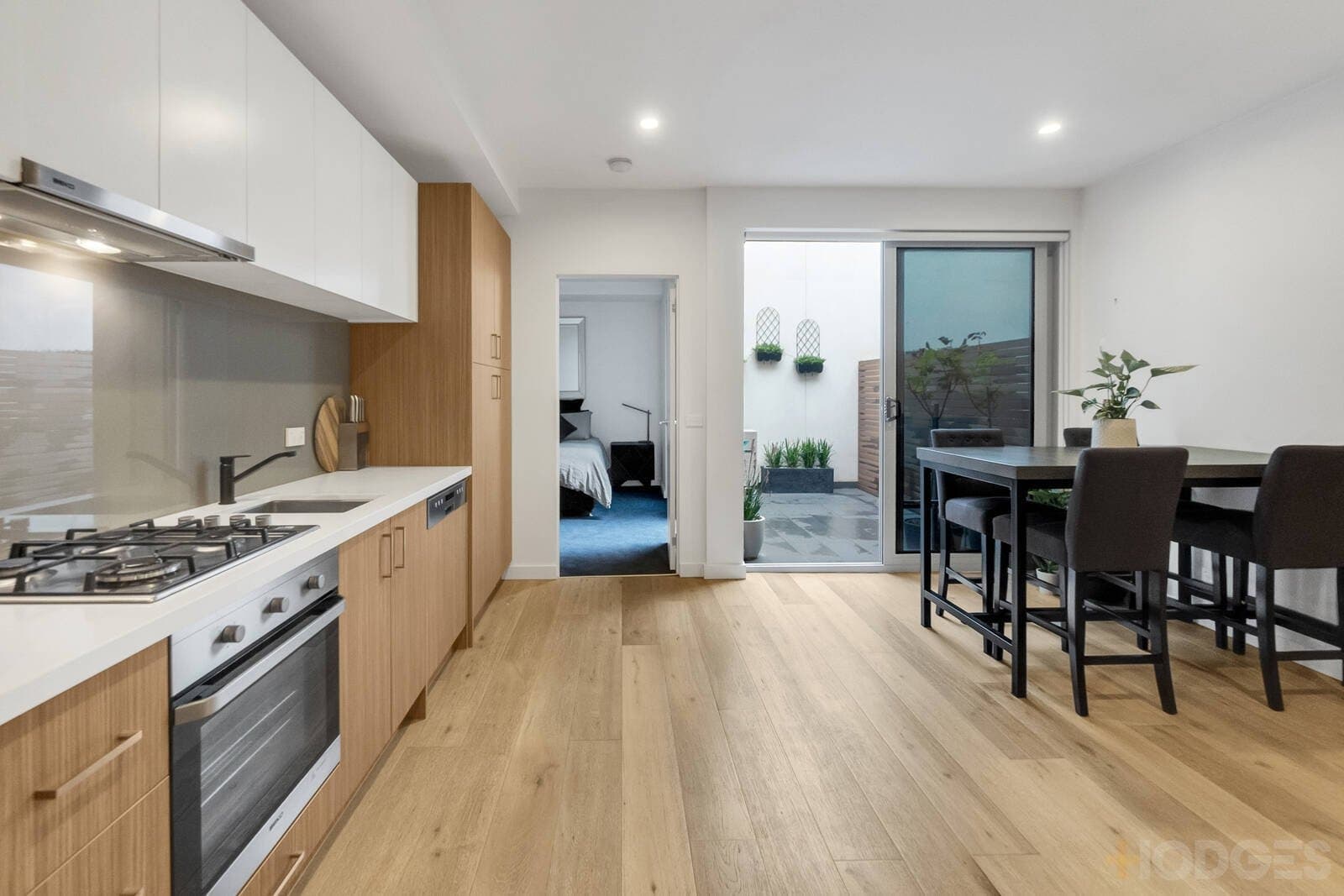 2 / 143 Nepean Highway, Aspendale, VIC, 3195, Aspendale - Image 1