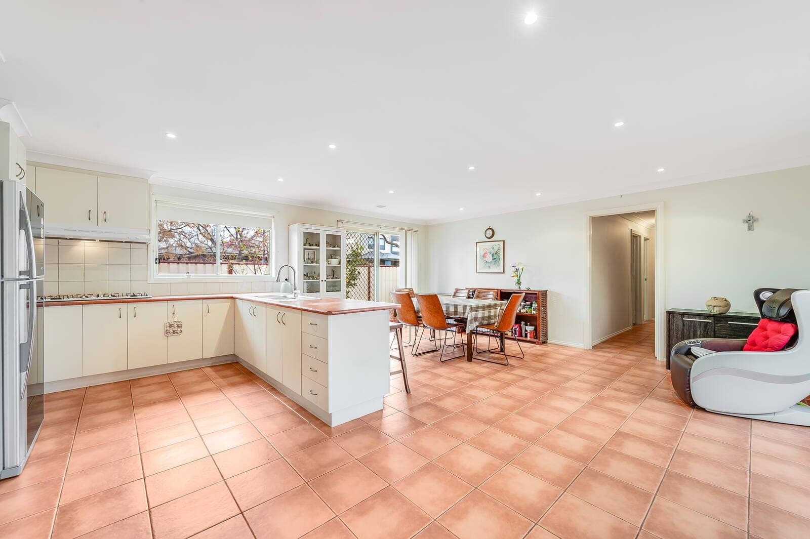 1 Cootamundra Court, Werribee, VIC, 3030, Werribee - Thumbnail 4