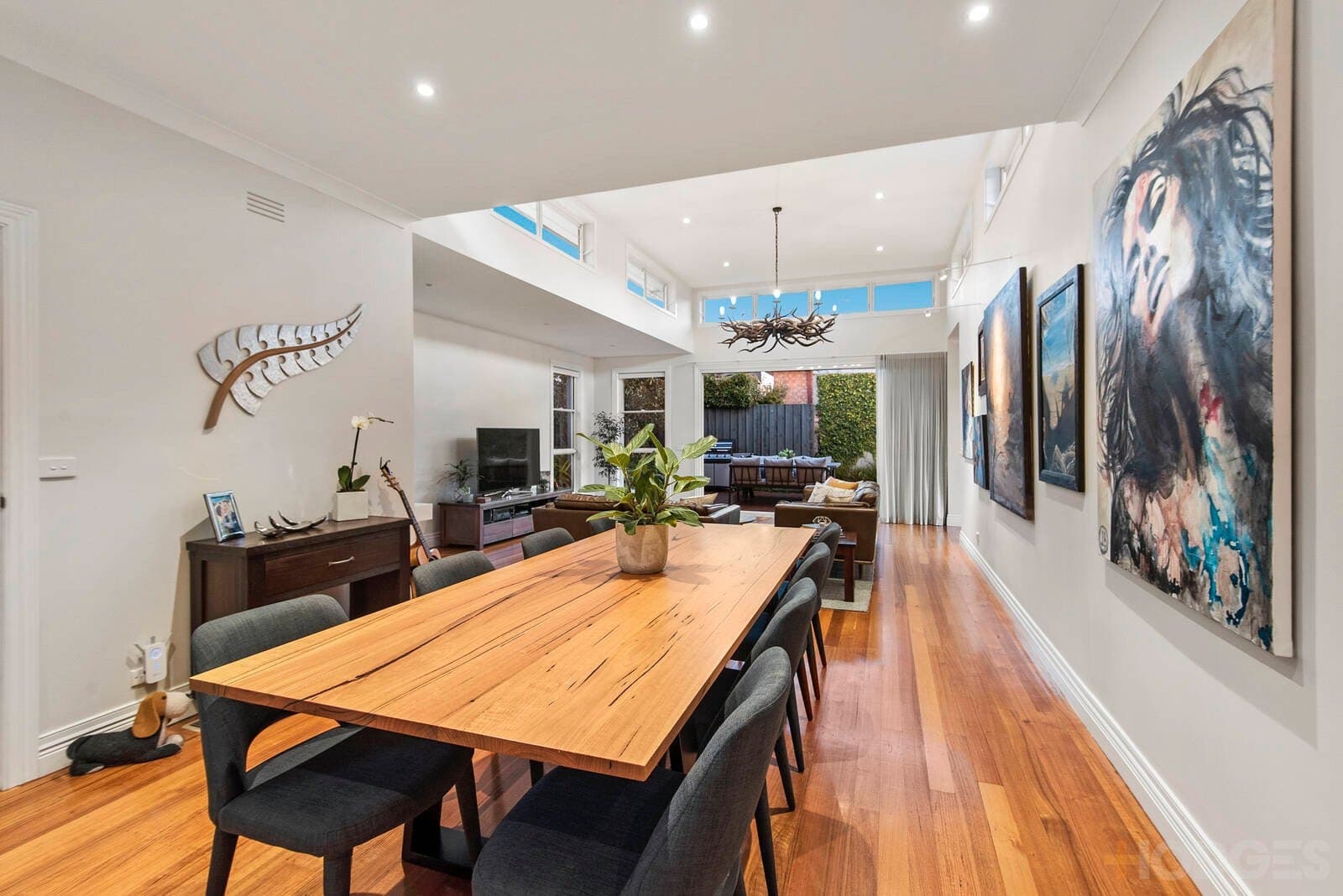 22 Guernsey Avenue, Hampton East, VIC, 3188, Hampton East - Thumbnail 2