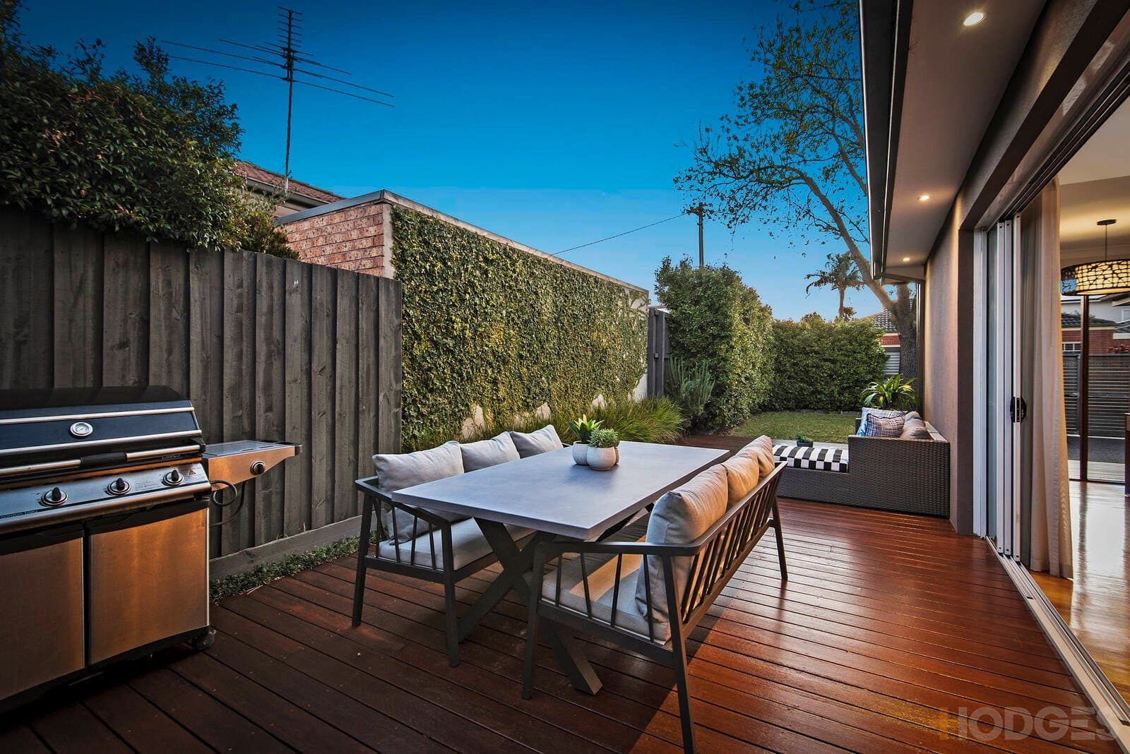 22 Guernsey Avenue, Hampton East, VIC, 3188, Hampton East - Thumbnail 3