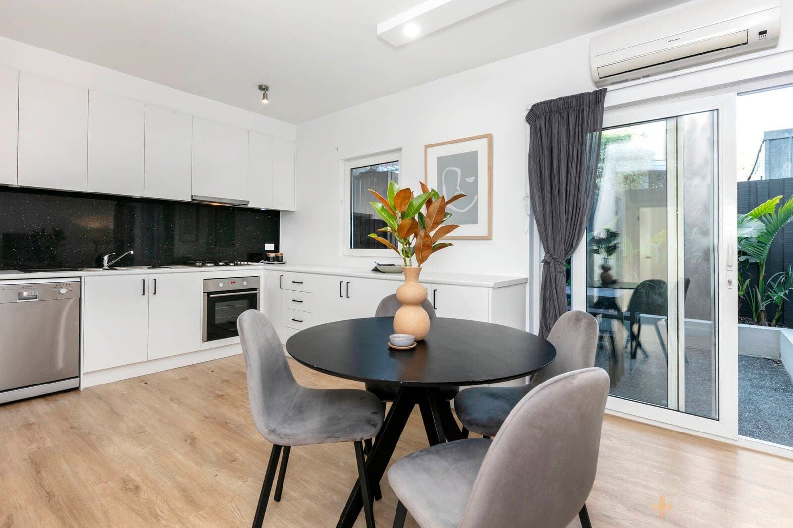 3 / 2 Thistle Grove, Highett, VIC, 3190, Highett - Thumbnail 3