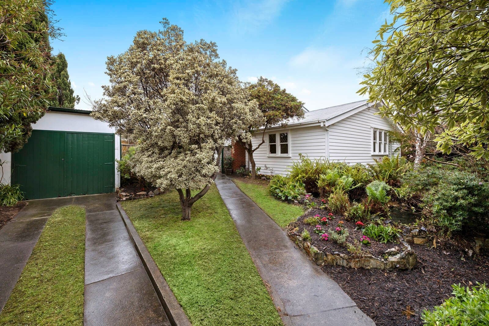 16 Bent Parade, Black Rock, VIC, 3193, Black Rock - Image 1