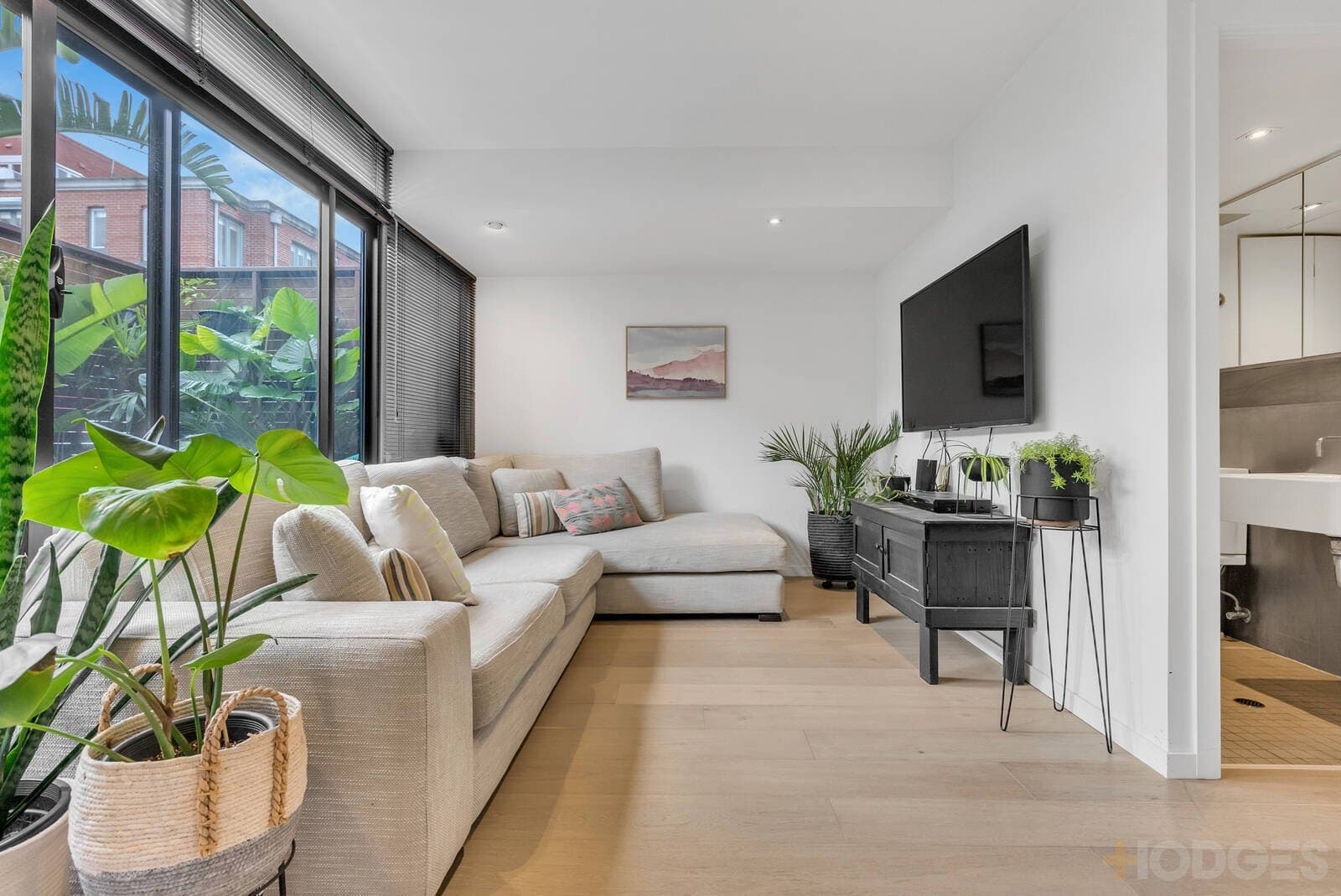 1 / 52 Fitzroy Street, St Kilda, VIC, 3182, St Kilda - Thumbnail 3