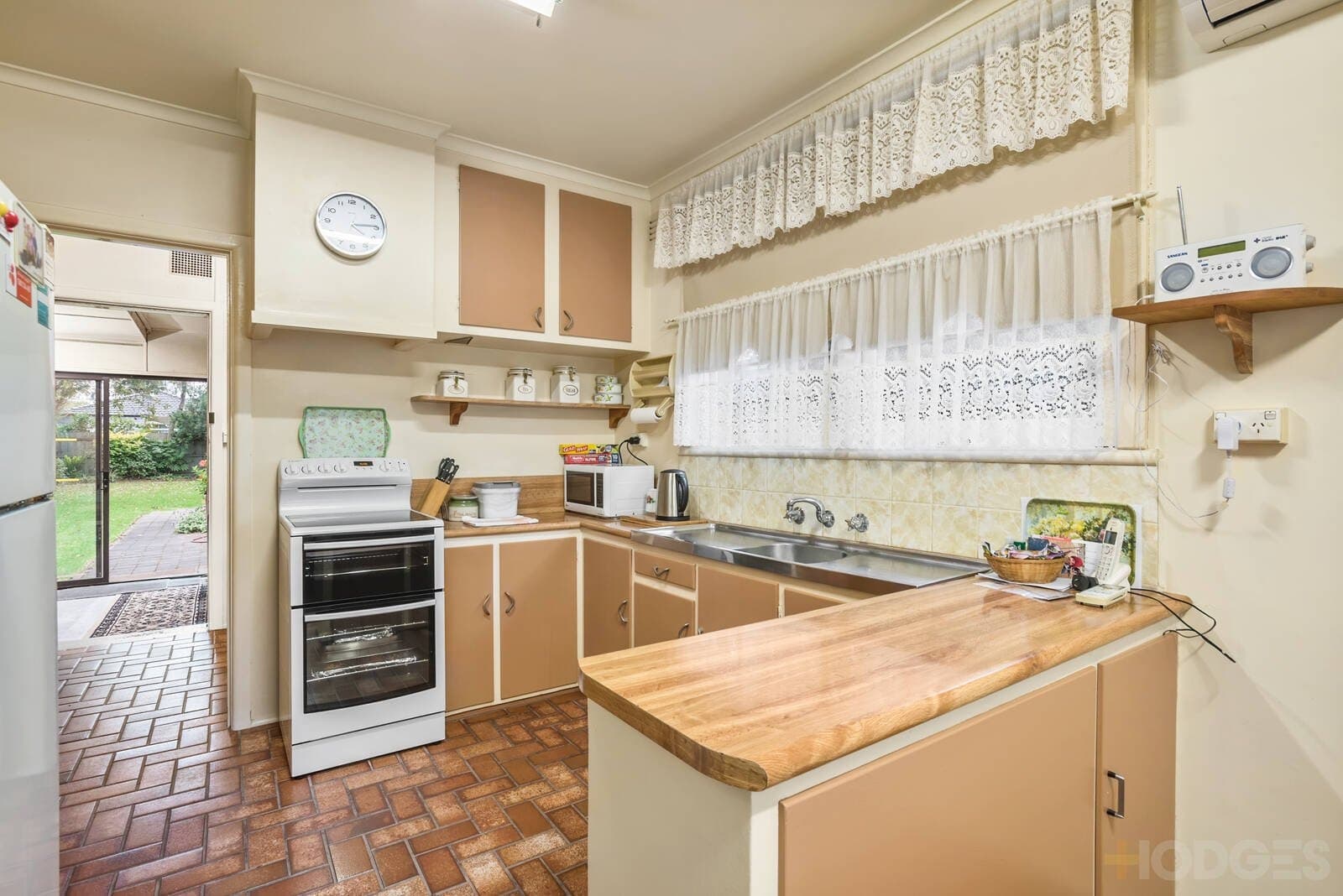 15 Ivan Avenue, Edithvale, VIC, 3196, Edithvale - Thumbnail 5