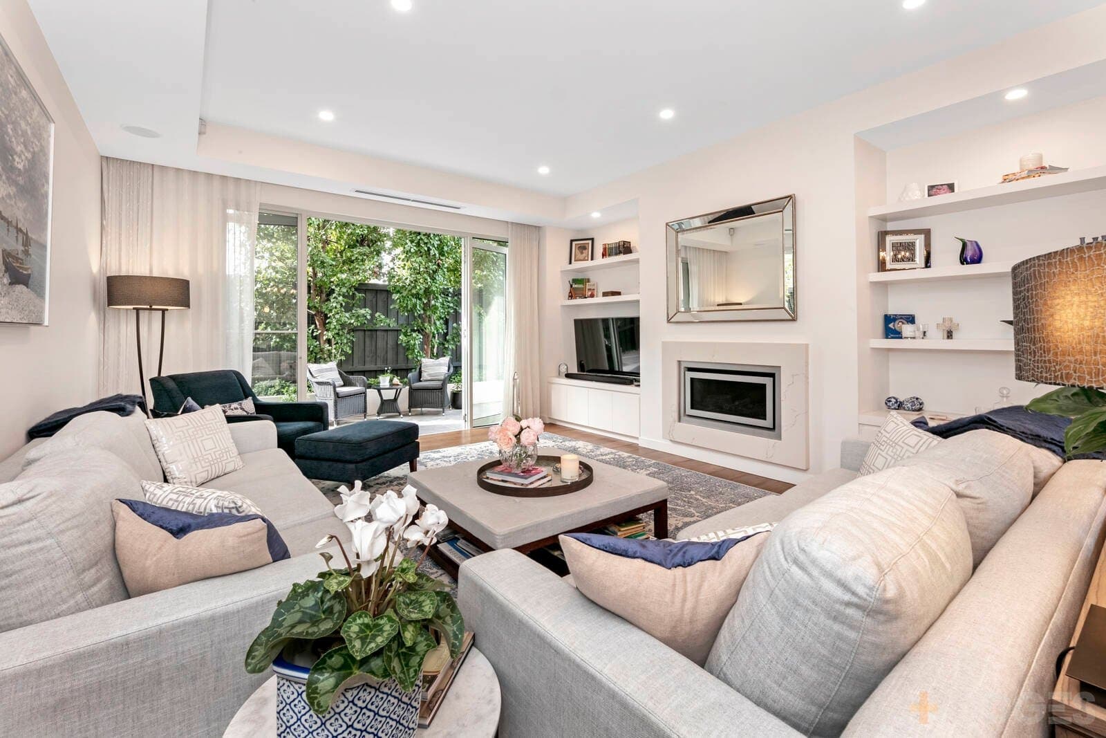 2 / 6 Carpenter Street, Brighton, VIC, 3186, Brighton - Thumbnail 3