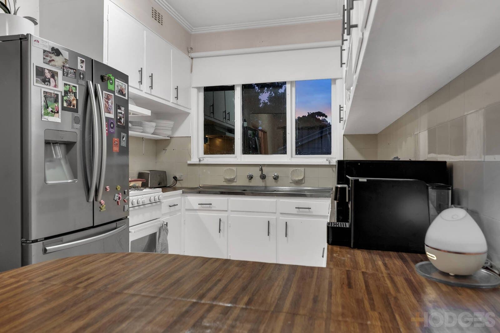 14 Erskine Avenue, Cheltenham, VIC, 3192, Cheltenham - Thumbnail 3
