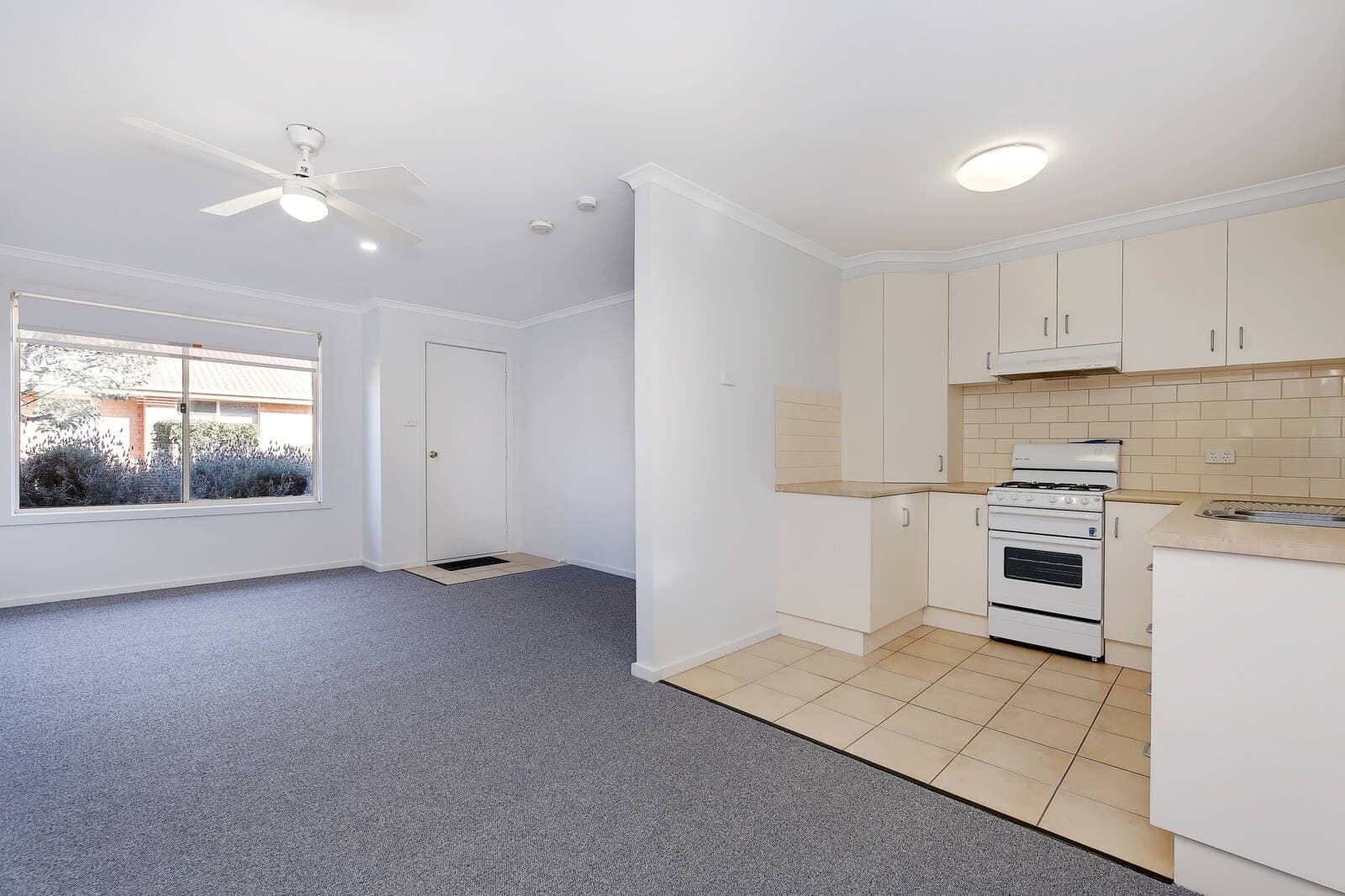 10 / 16-18 Russell Street, Werribee, VIC, 3030, Werribee - Thumbnail 2