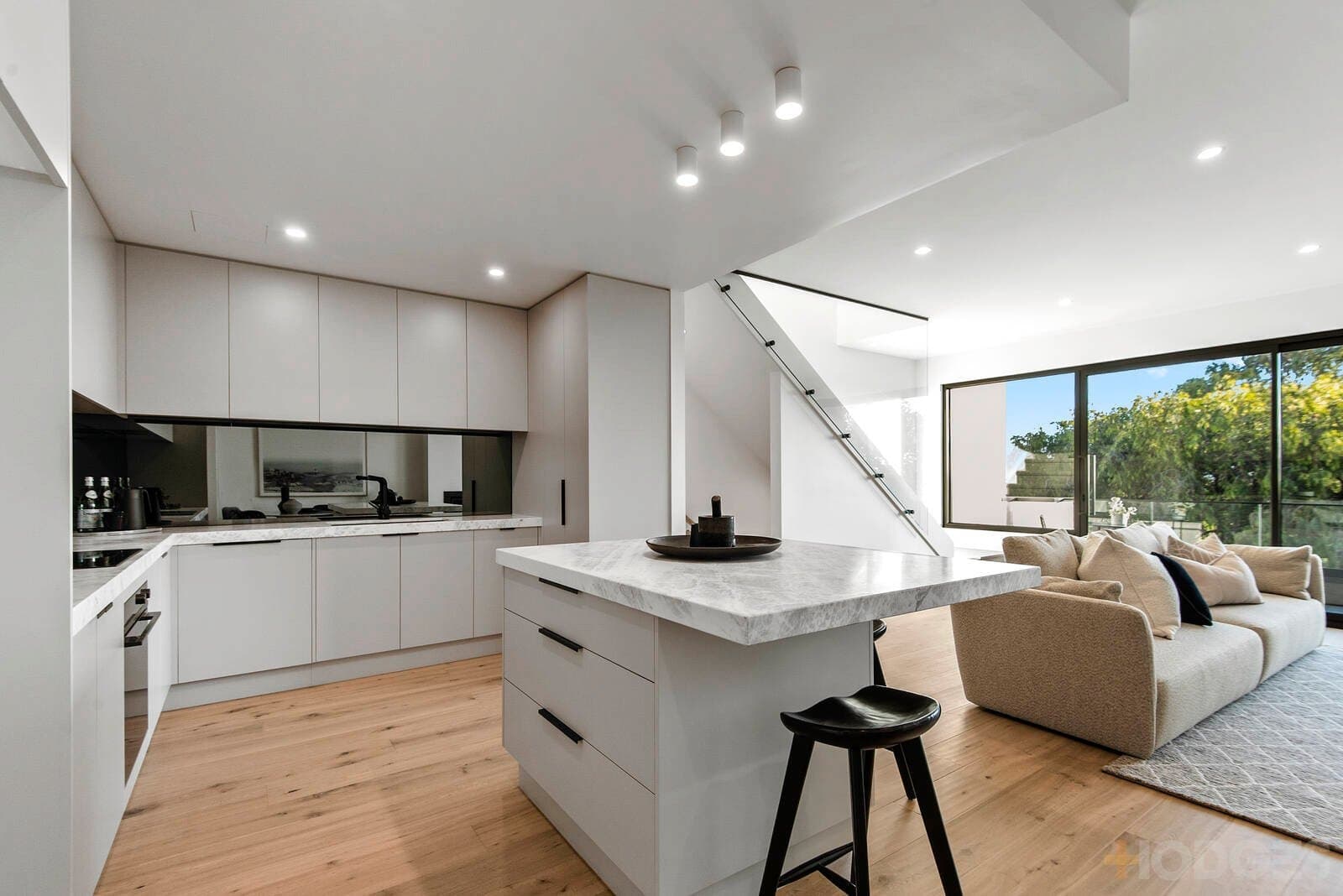 1d Dover Place, Parkdale, VIC, 3195, Parkdale - Thumbnail 3