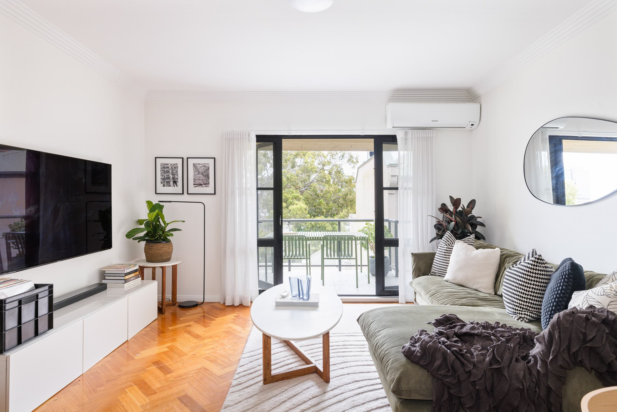 20/269 Riley Street, Surry Hills - Thumbnail 2