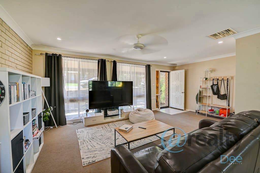 25 Glengarvin Drive, Oxley Vale, NSW, 2340, Oxley Vale - Thumbnail 3