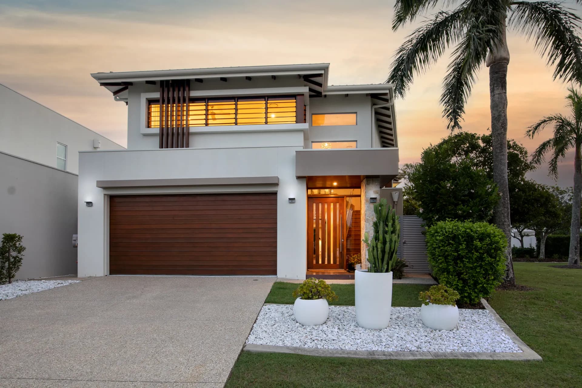 7700 Fairway  Boulevard, Hope Island - Thumbnail 2