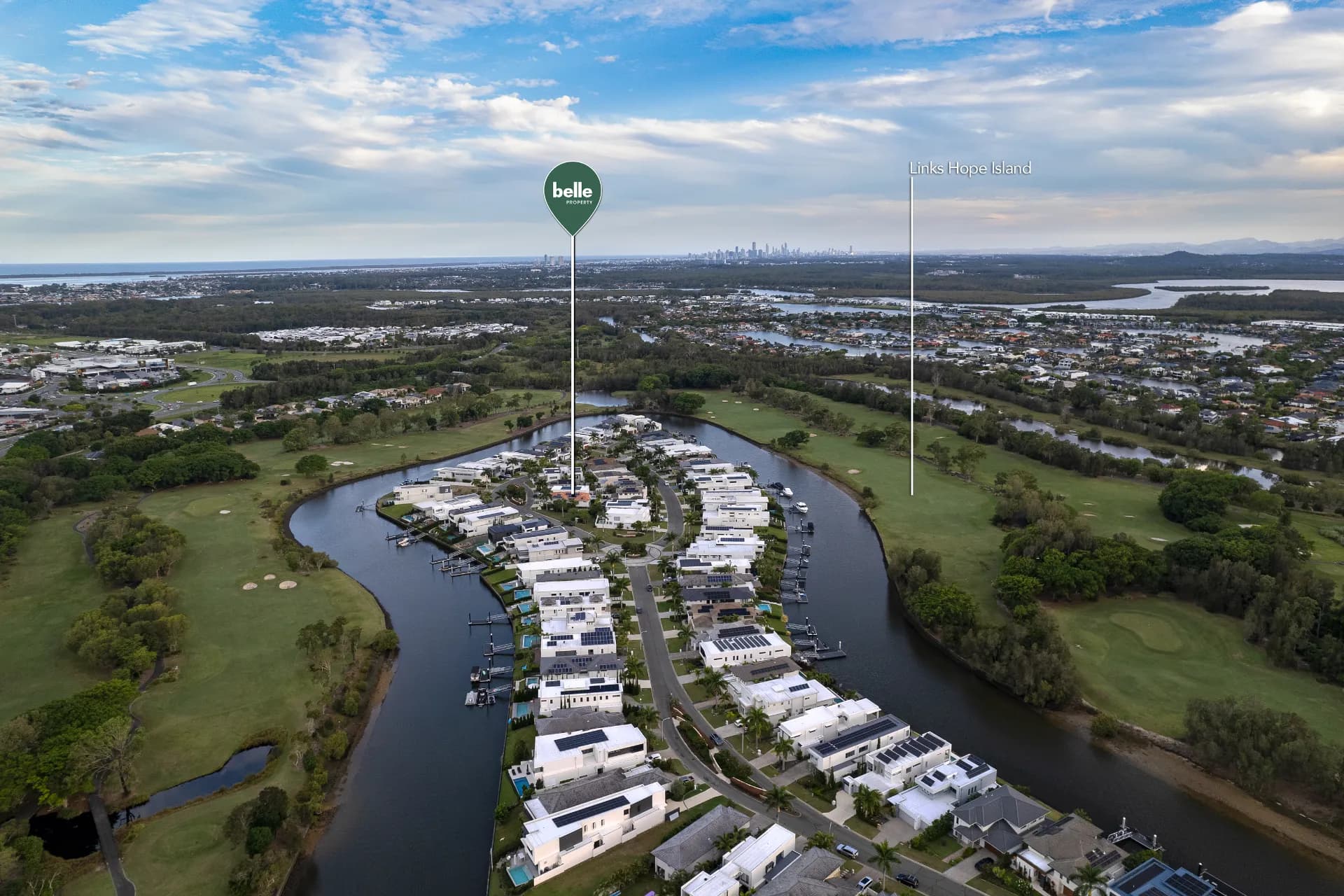 7700 Fairway  Boulevard, Hope Island - Thumbnail 7
