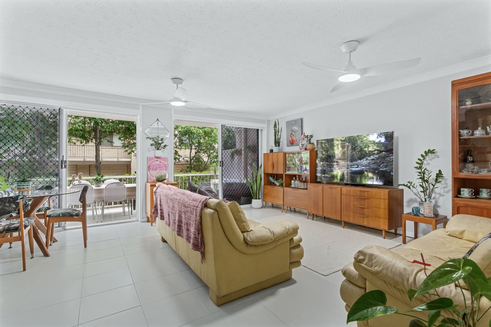 4/111 Frank Street,Labrador, Labrador - Image 1