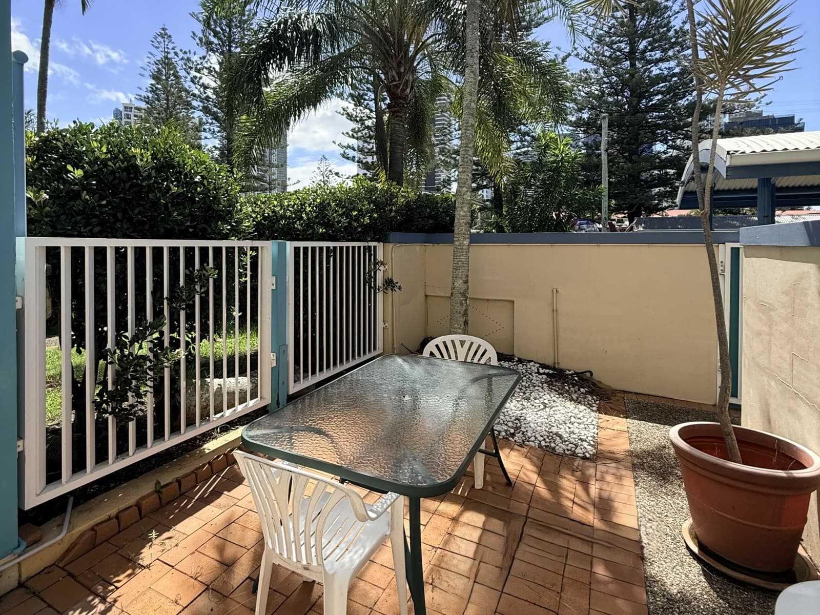 3/10-16 Alexandra Avenue, MERMAID BEACH, Mermaid Beach - Thumbnail 2