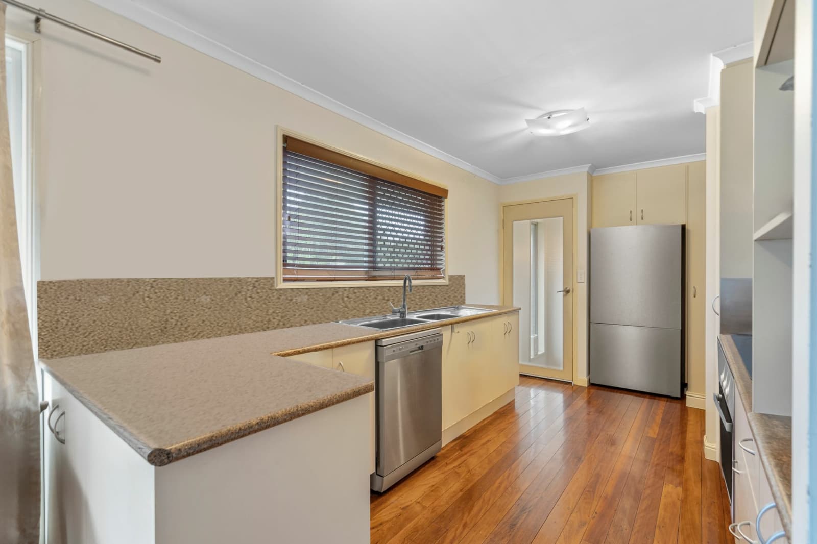 74 Gladstone Road, COALFALLS, Coalfalls - Thumbnail 5