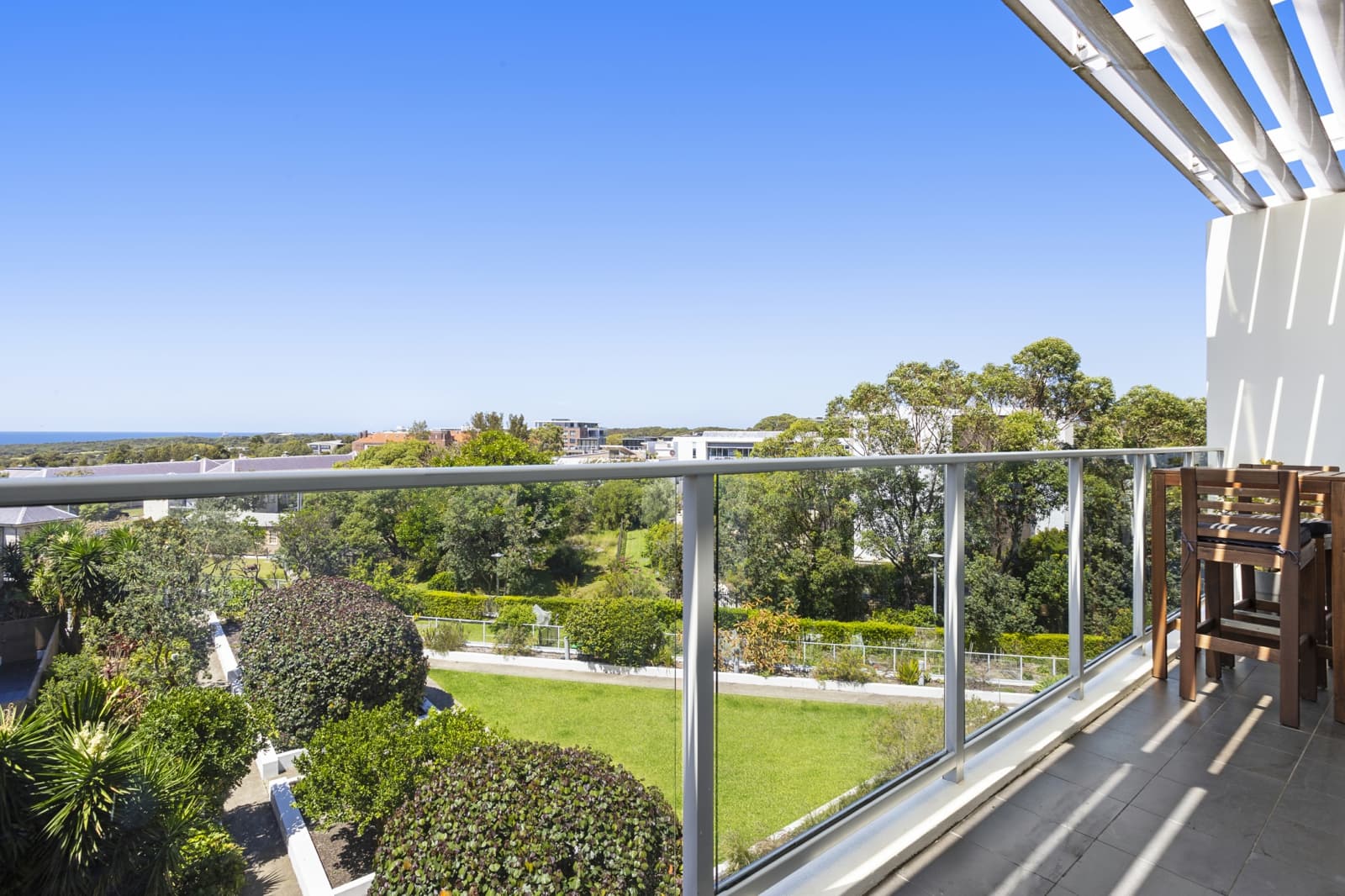 411/1 Pine Avenue, LITTLE BAY, Little Bay - Thumbnail 3