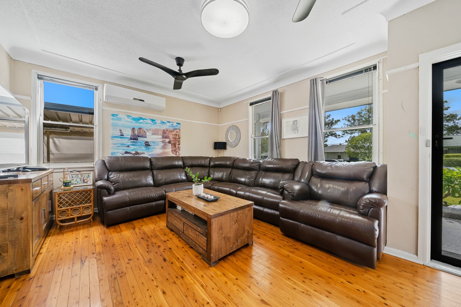8 Jopling Crescent, LALOR PARK, Lalor Park - Thumbnail 2