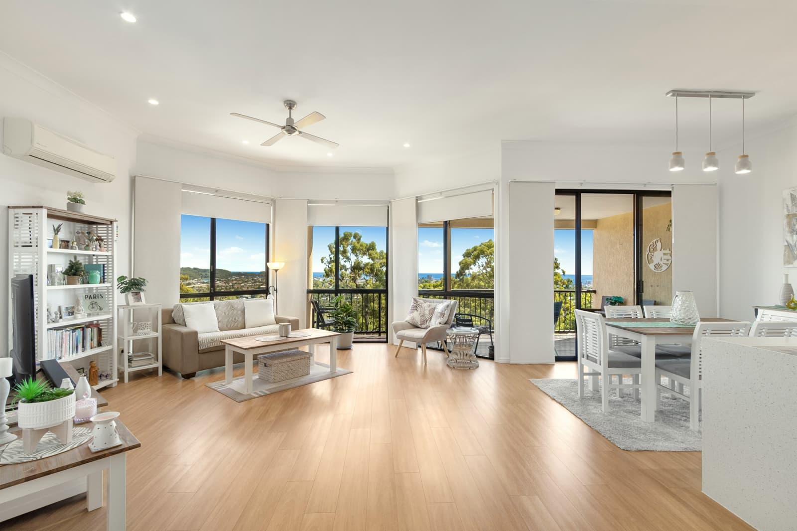 2/67 Doubleview Drive,Elanora, Elanora - Image 1