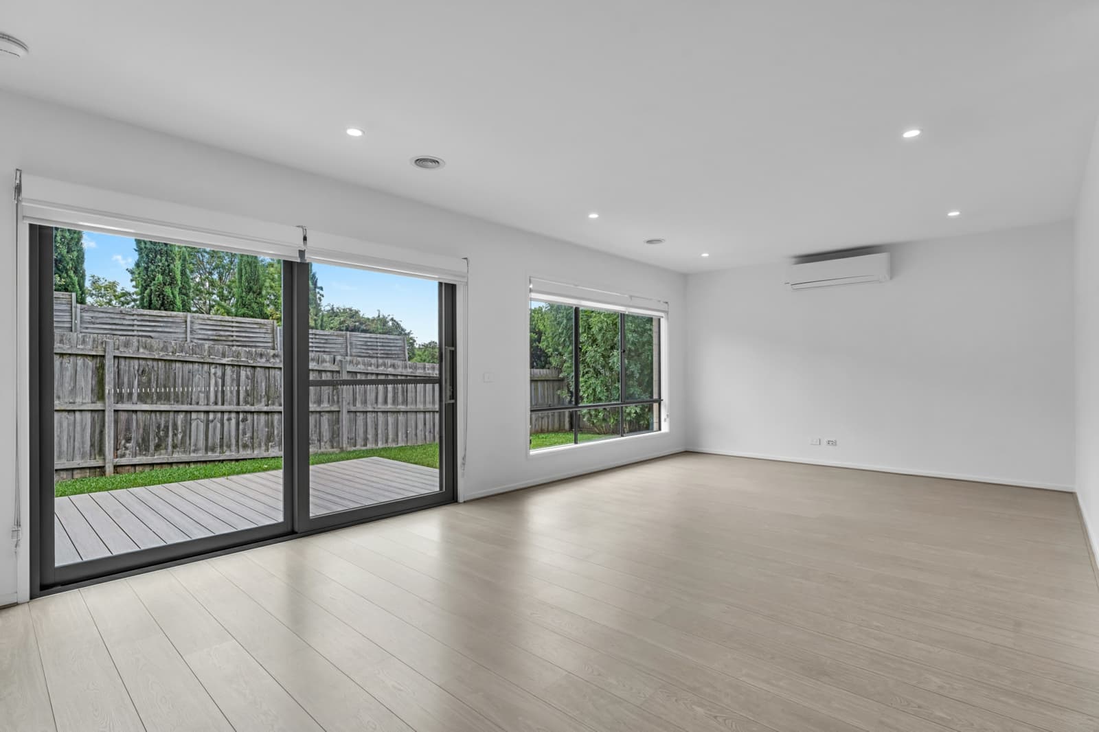 2/39 Colstan Court, MOUNT ELIZA, Mount Eliza - Thumbnail 2