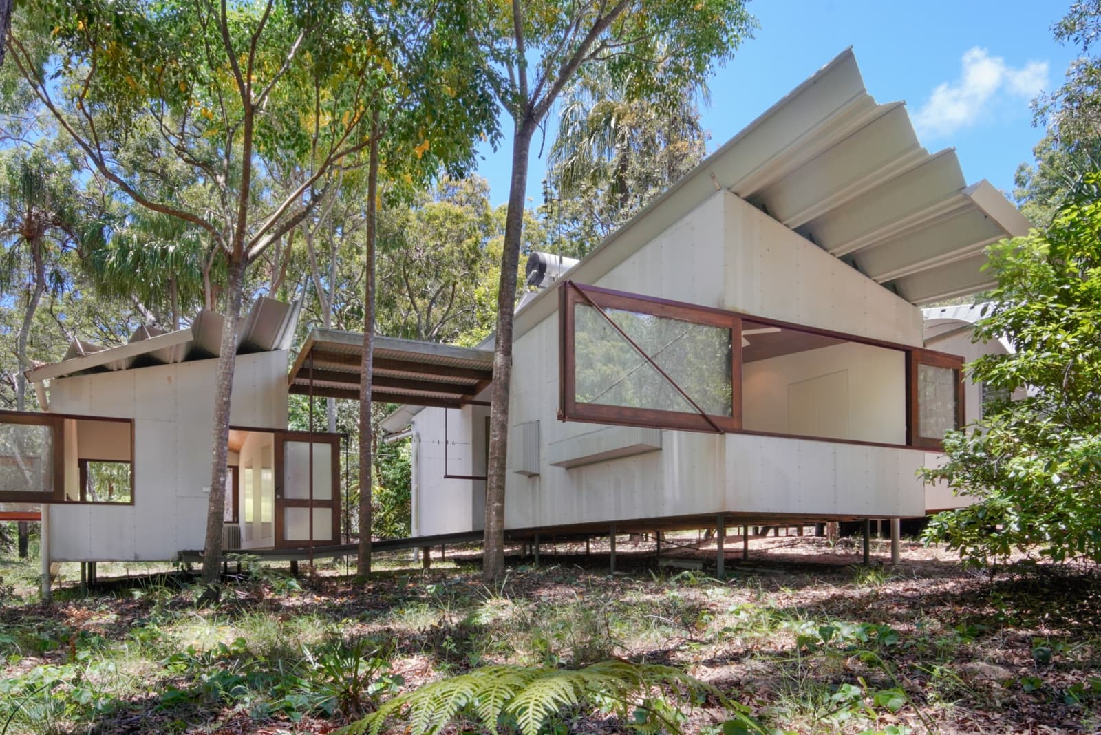 35 Bloodwood Avenue, AGNES WATER, Agnes Water - Thumbnail 3