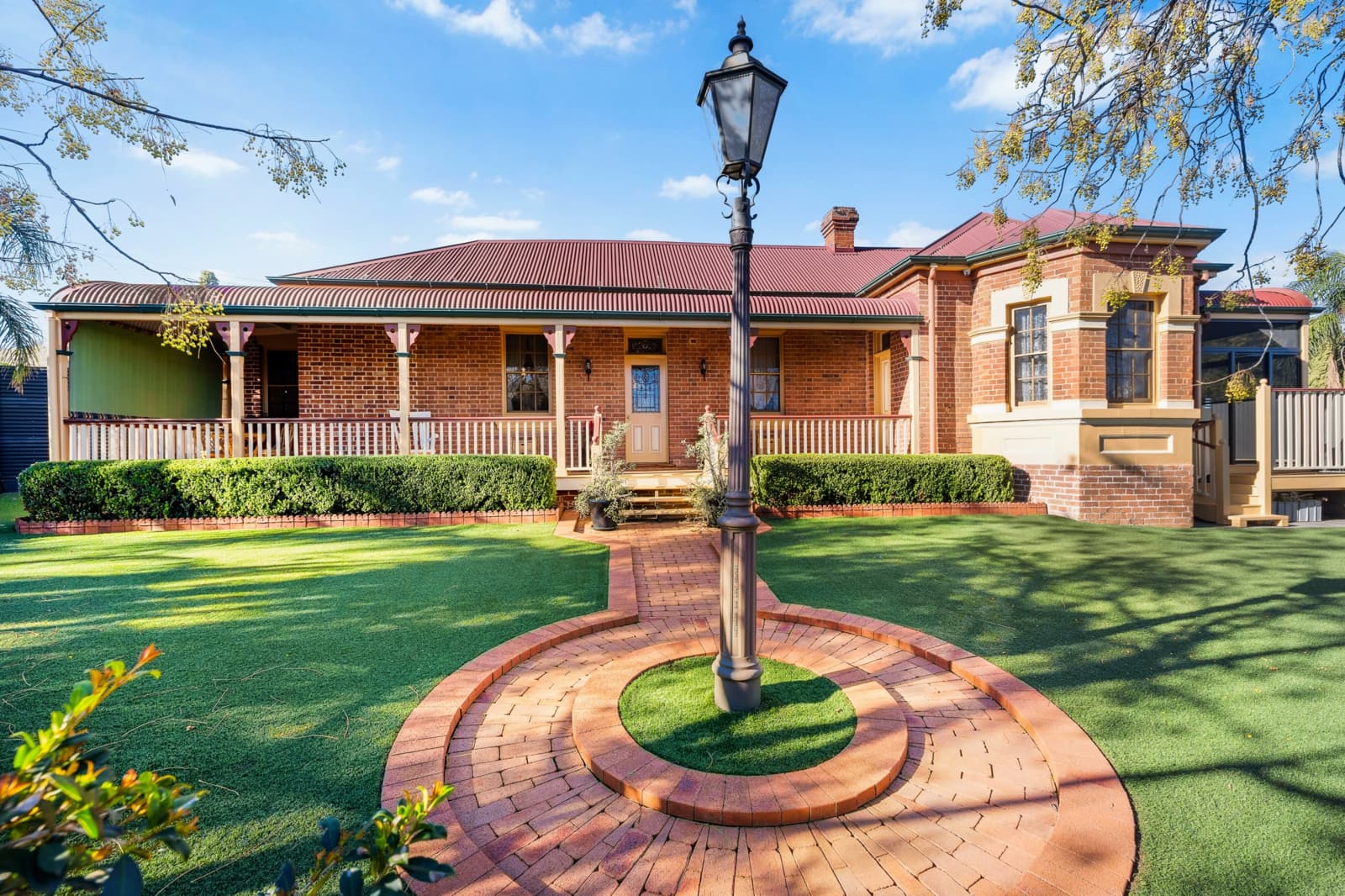 48-50 Peel Street, TAMWORTH, Tamworth - Thumbnail 4